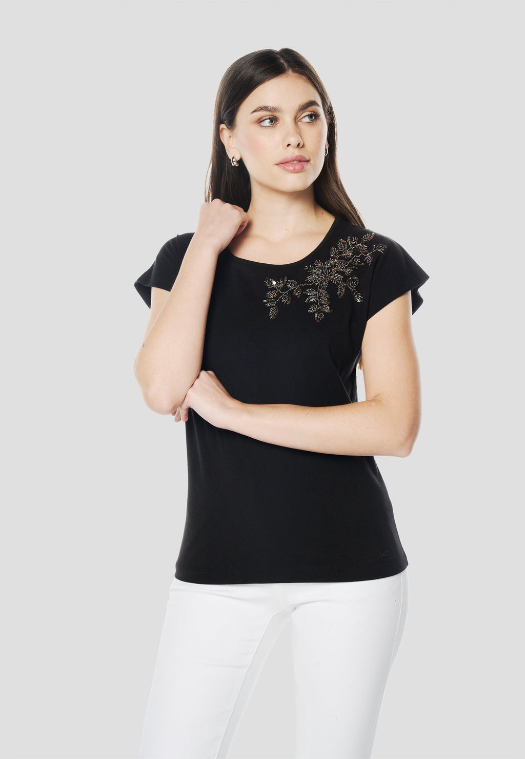 Camiseta Mujer Manga Corta Bordado Floral con Pedrería – Koroshi Negra