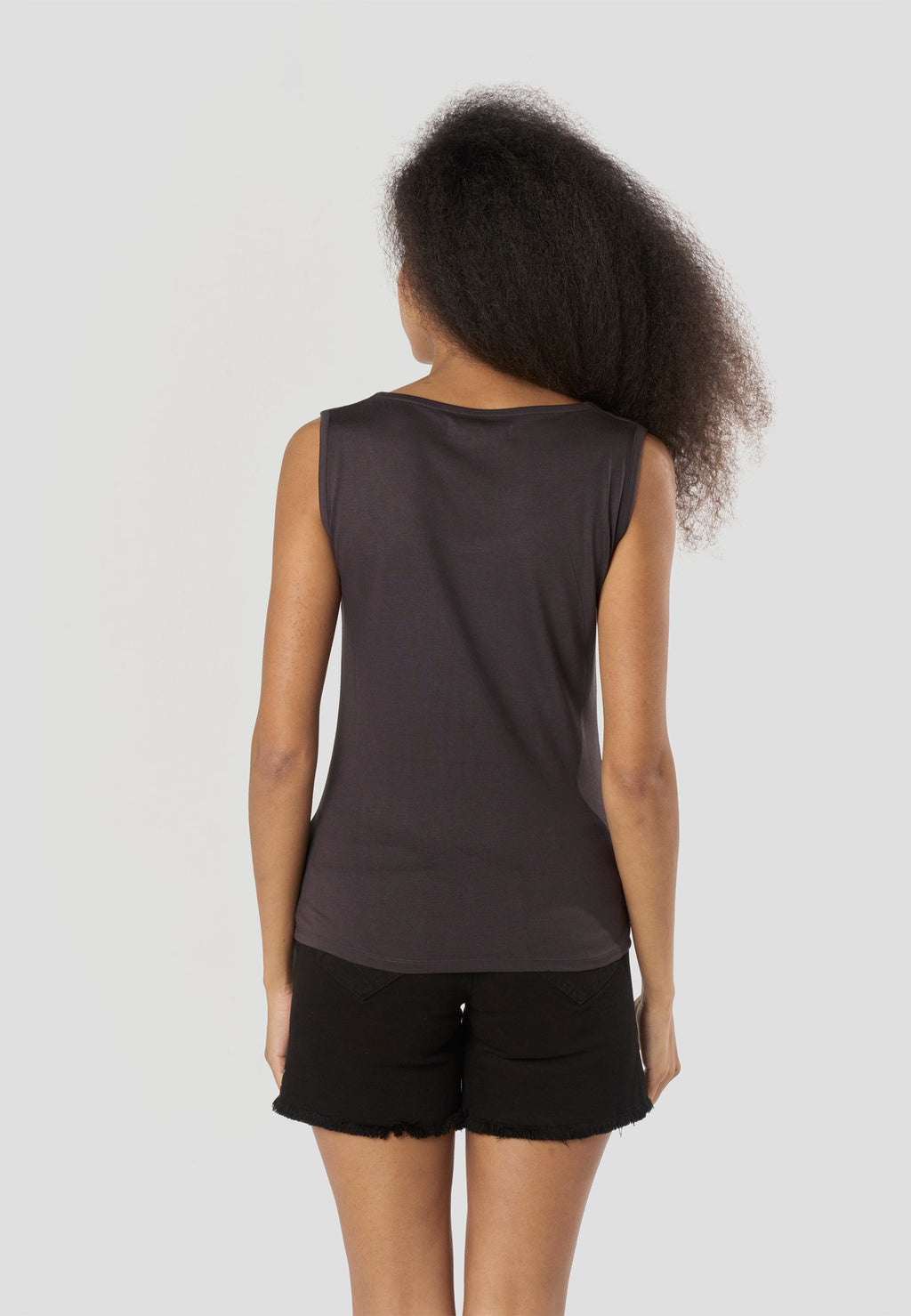 Camiseta Mujer Sin Mangas Pedrería en Hombros – Koroshi Negra