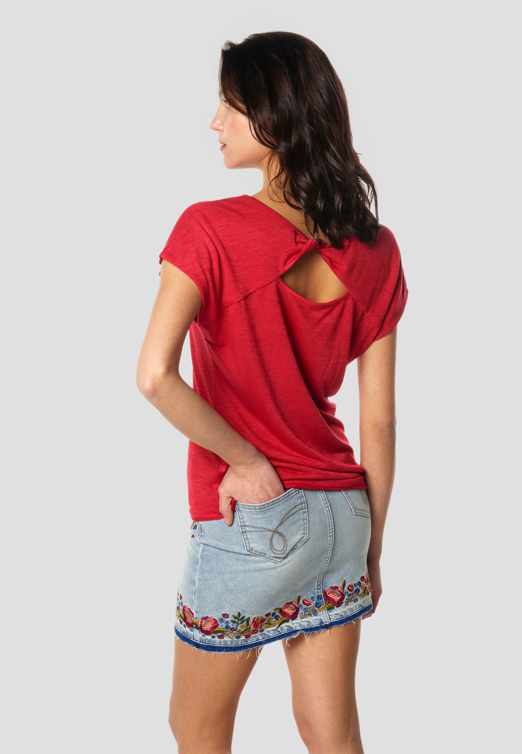 Camiseta Mujer Manga Corta Brillos con Logo – Koroshi 2612TP29