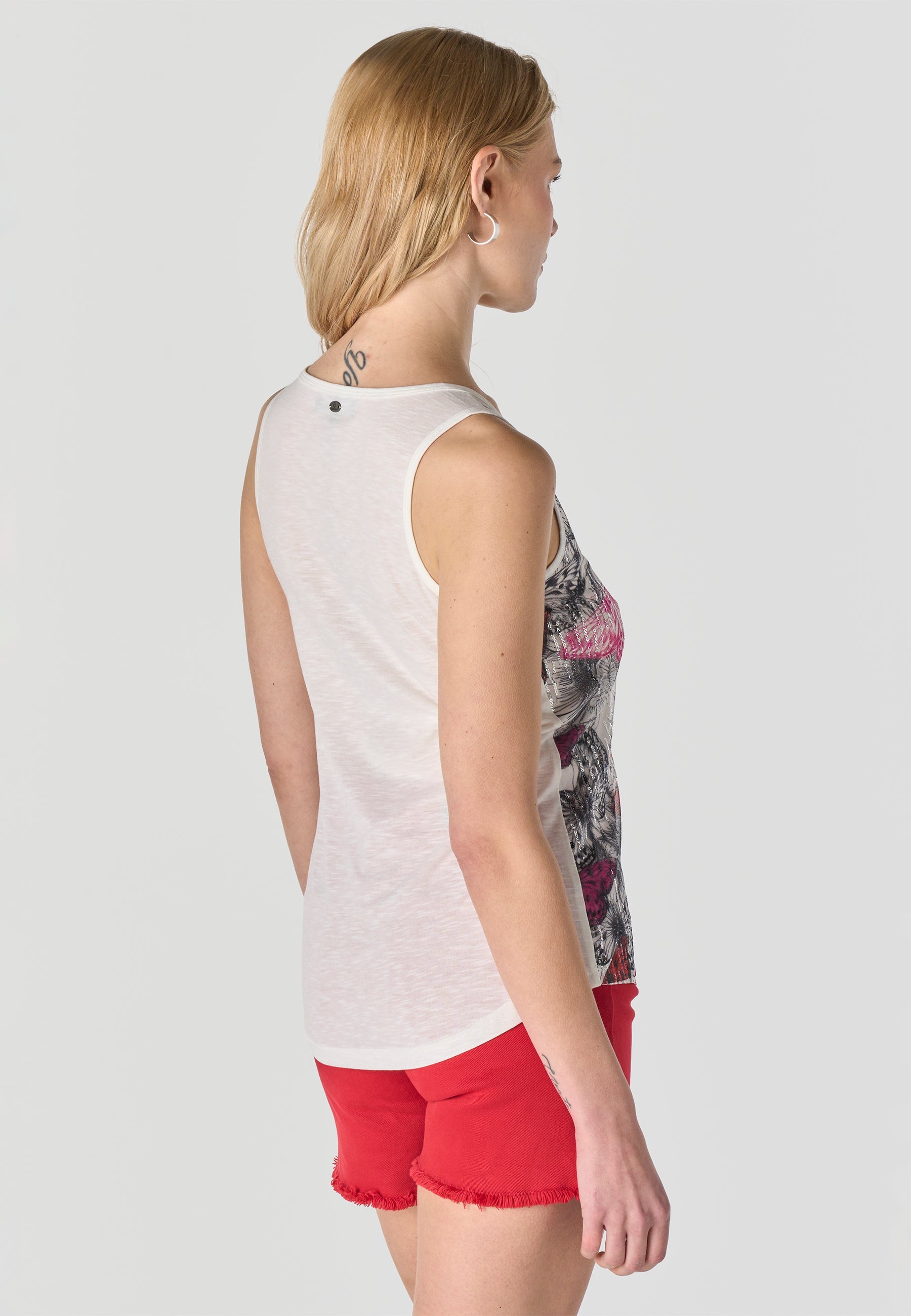 Camiseta Mujer Tirantes Estampada con Lentejuelas – Koroshi Fucsia