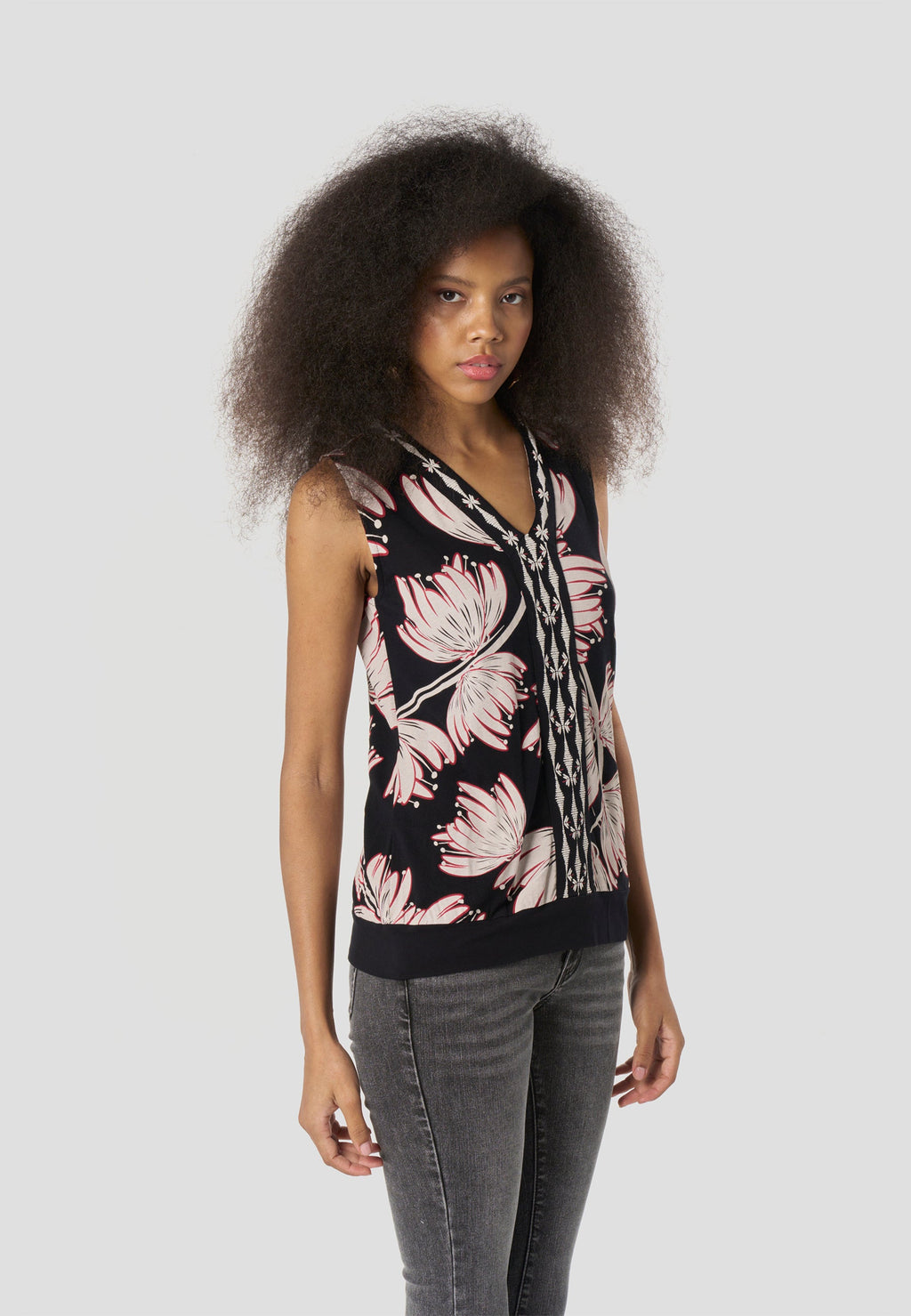 Camiseta Mujer Tirantes Estampada – Koroshi Negra