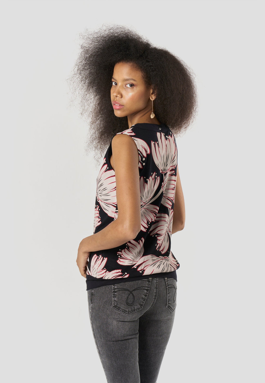 Camiseta Mujer Tirantes Estampada – Koroshi Negra