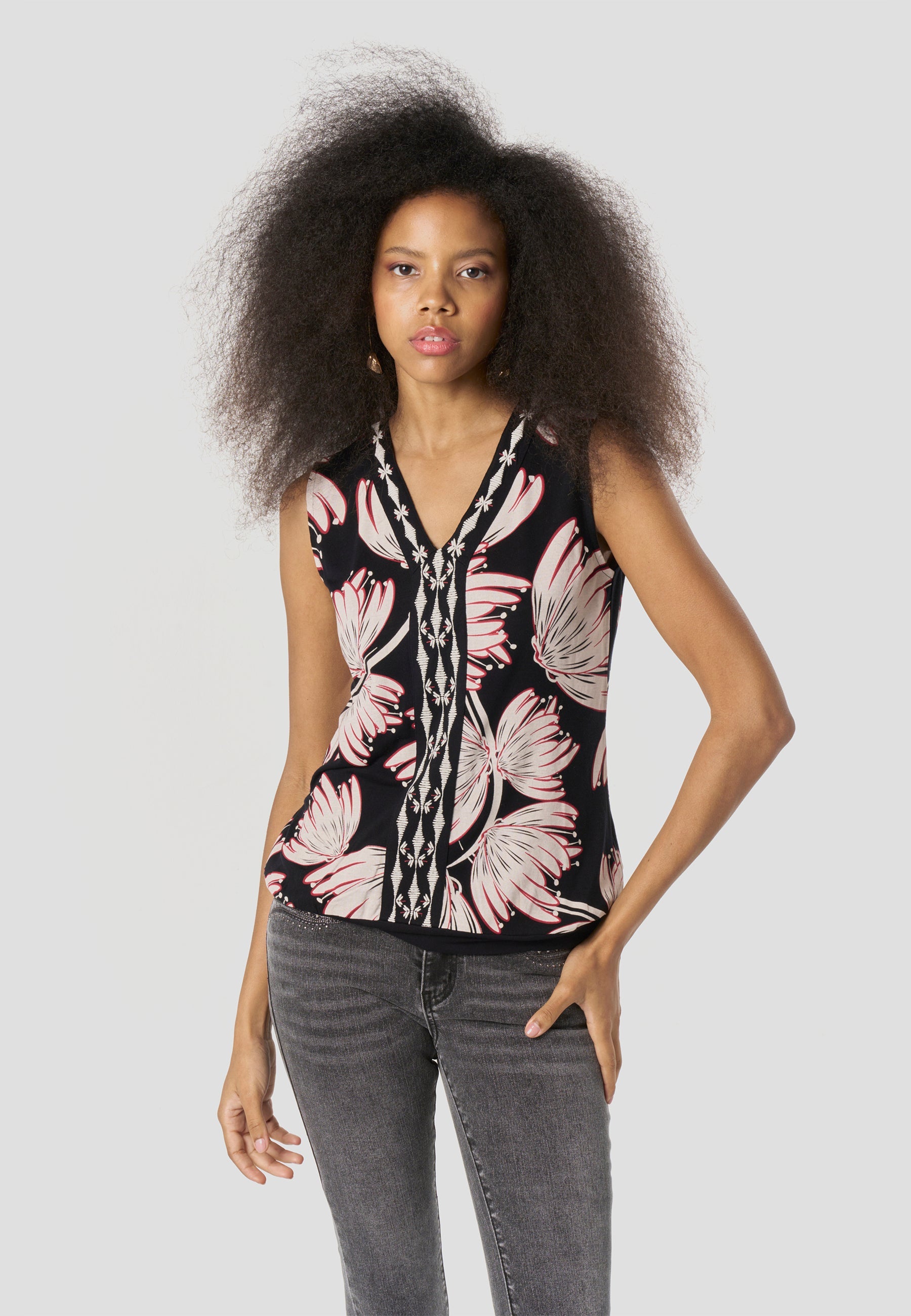 Camiseta Mujer Tirantes Estampada – Koroshi Negra