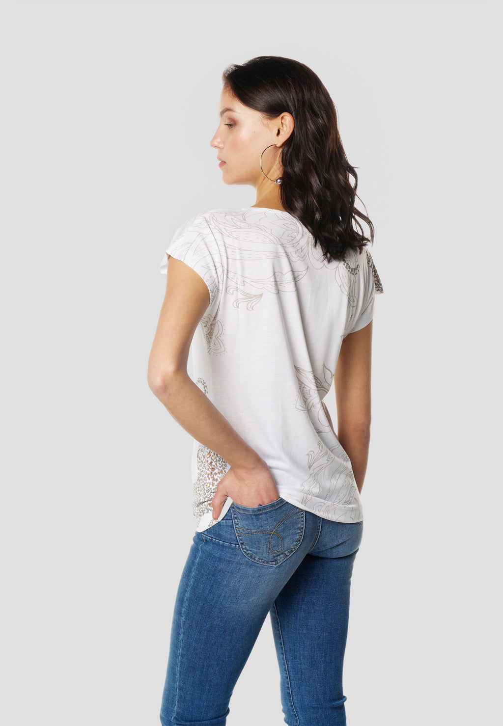 Camiseta Mujer Manga Corta Estampado Cachemir – Koroshi 2612TP41