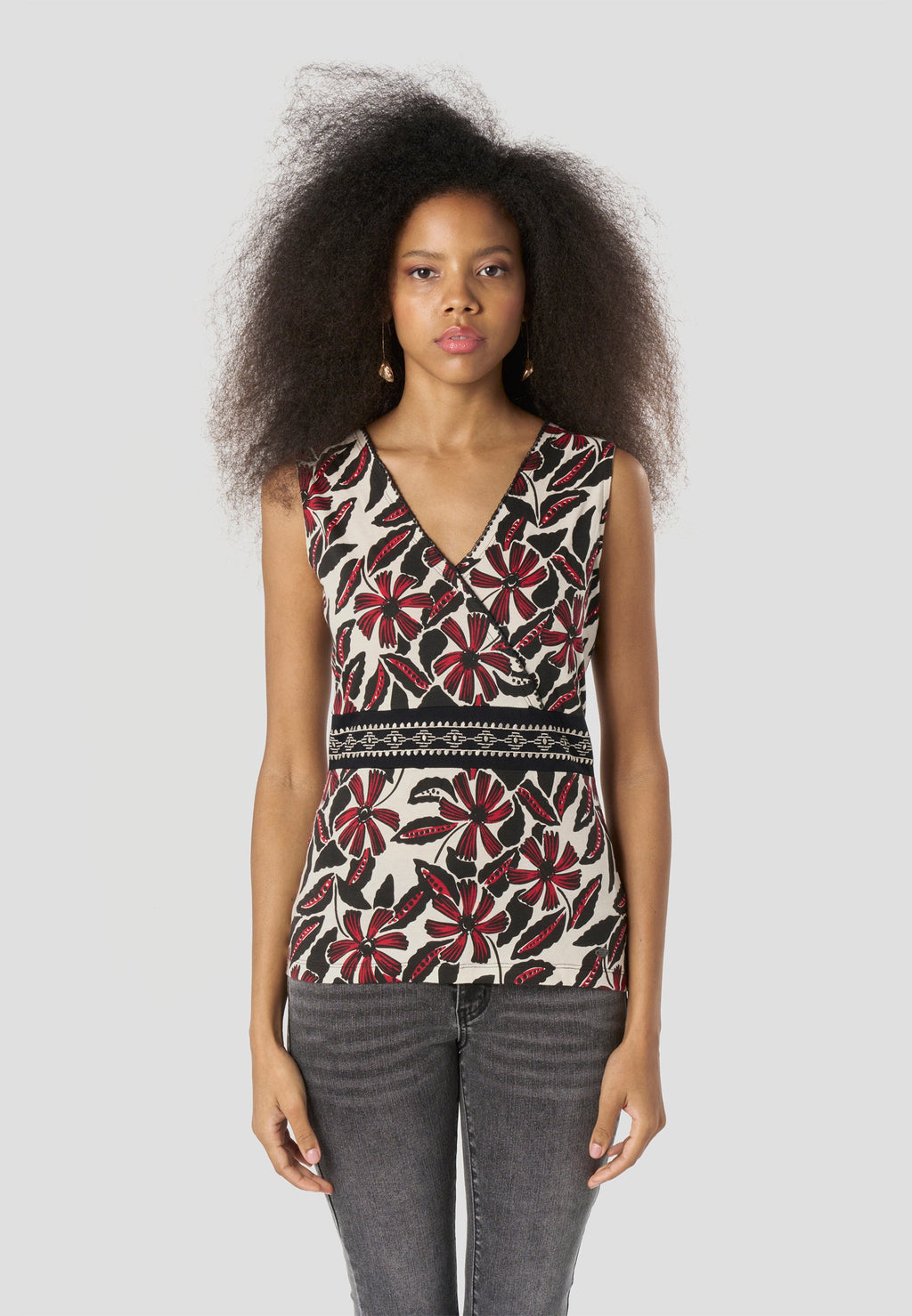 Camiseta Mujer Tirantes Escote Cruzado Estampada – Koroshi 2612TP44