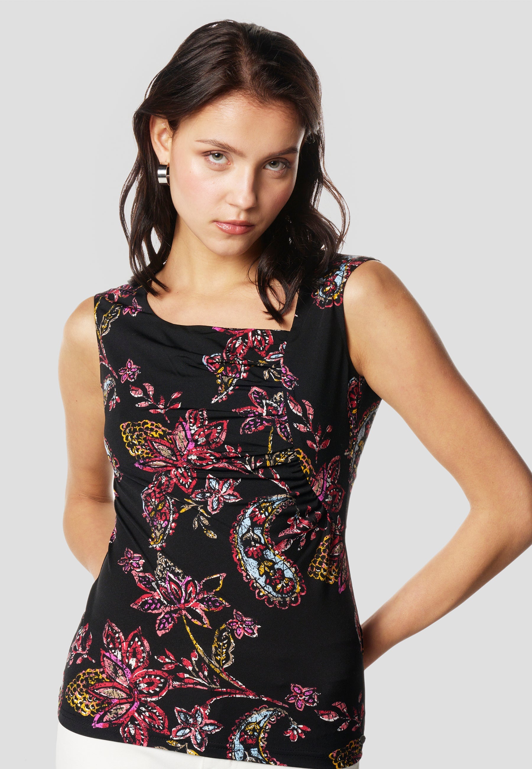 Camiseta Mujer Tirantes Estampada – Koroshi Negra