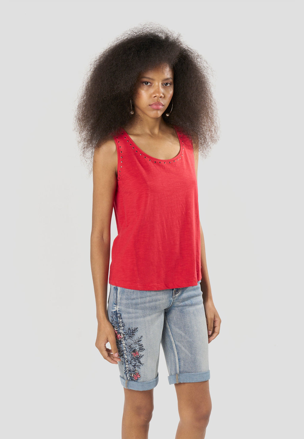 Camiseta Mujer Tirantes con Tachas en Escote – Koroshi 2612TP70
