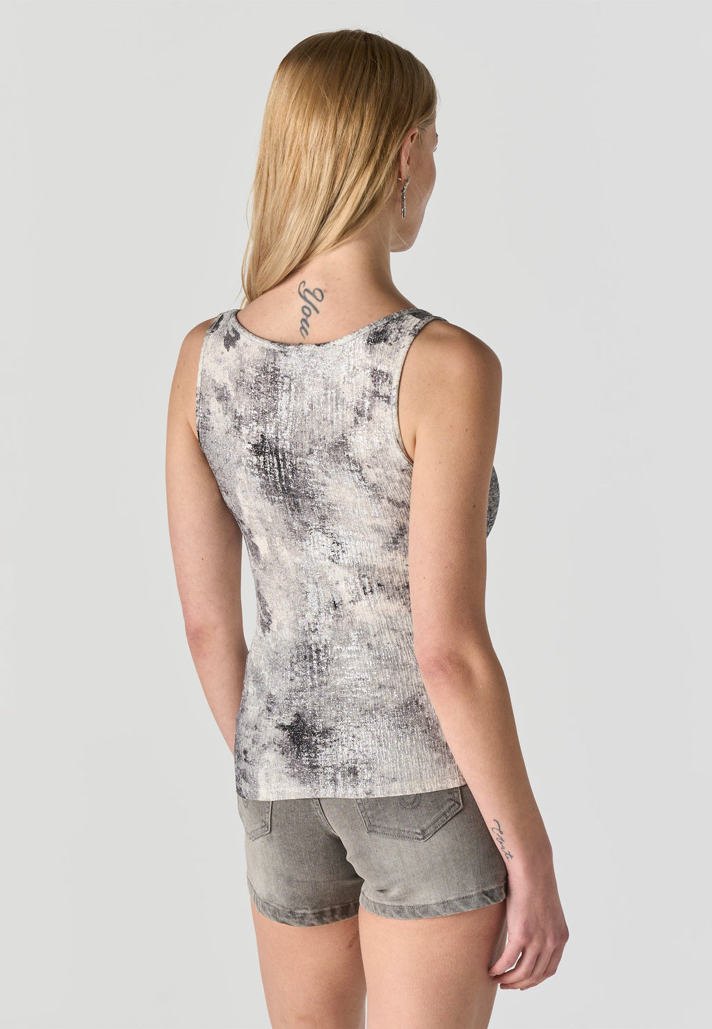 Camiseta Mujer Tirantes Estampada Foil – Koroshi Gris