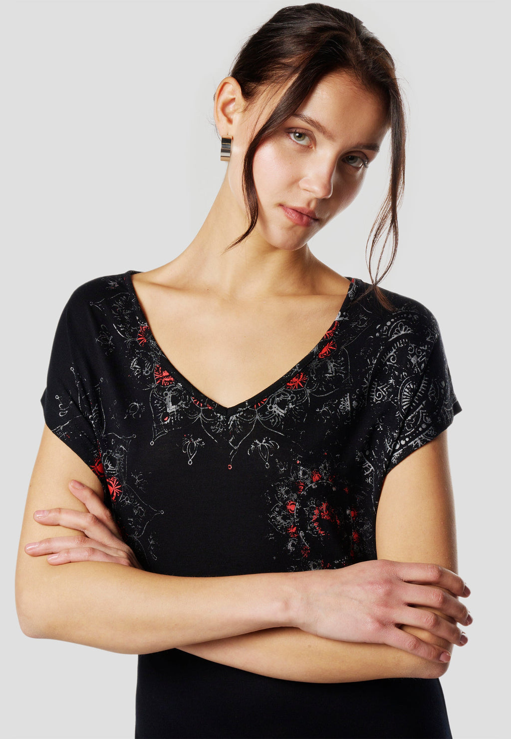 Vestido Mujer Corto Estampado Floral – Koroshi Negro
