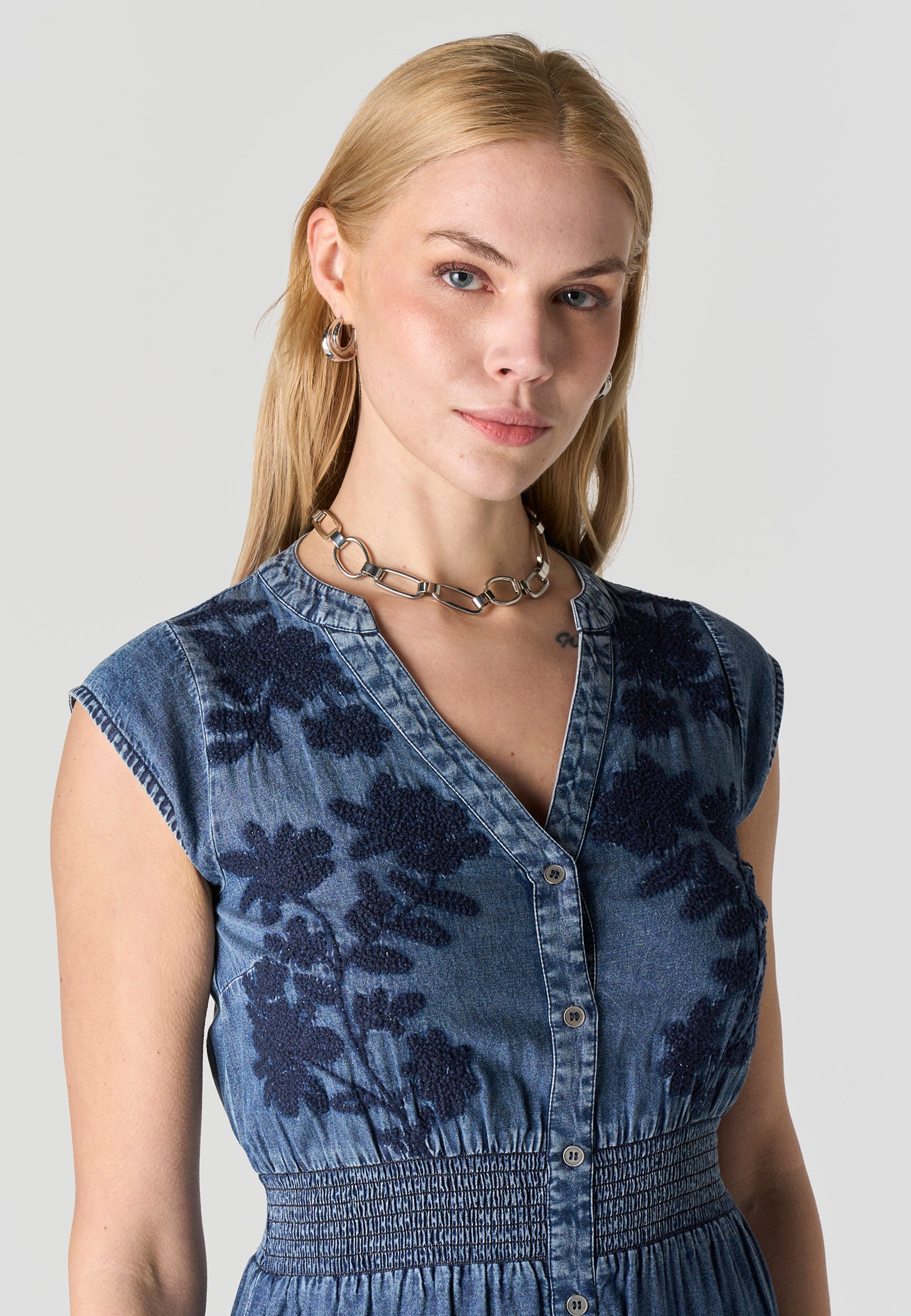 Vestido Mujer Denim Estampado Floral Manga Corta – Koroshi Azul