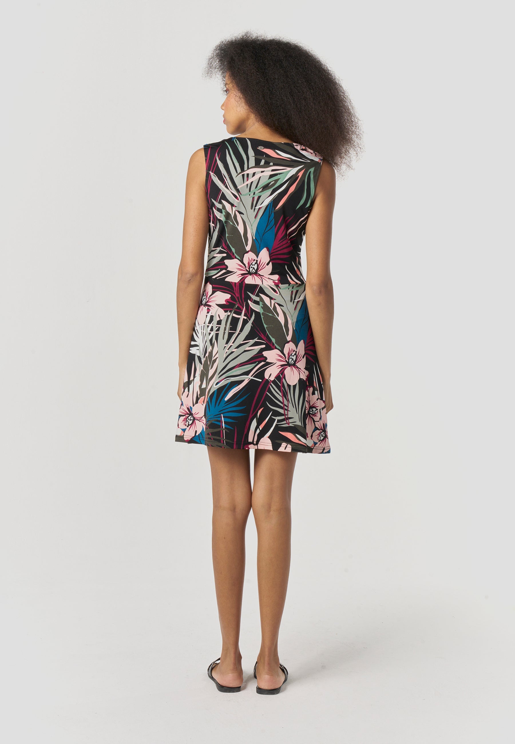 Vestido Corto Negro Mujer Estampado Tropical Escote V – Koröshi