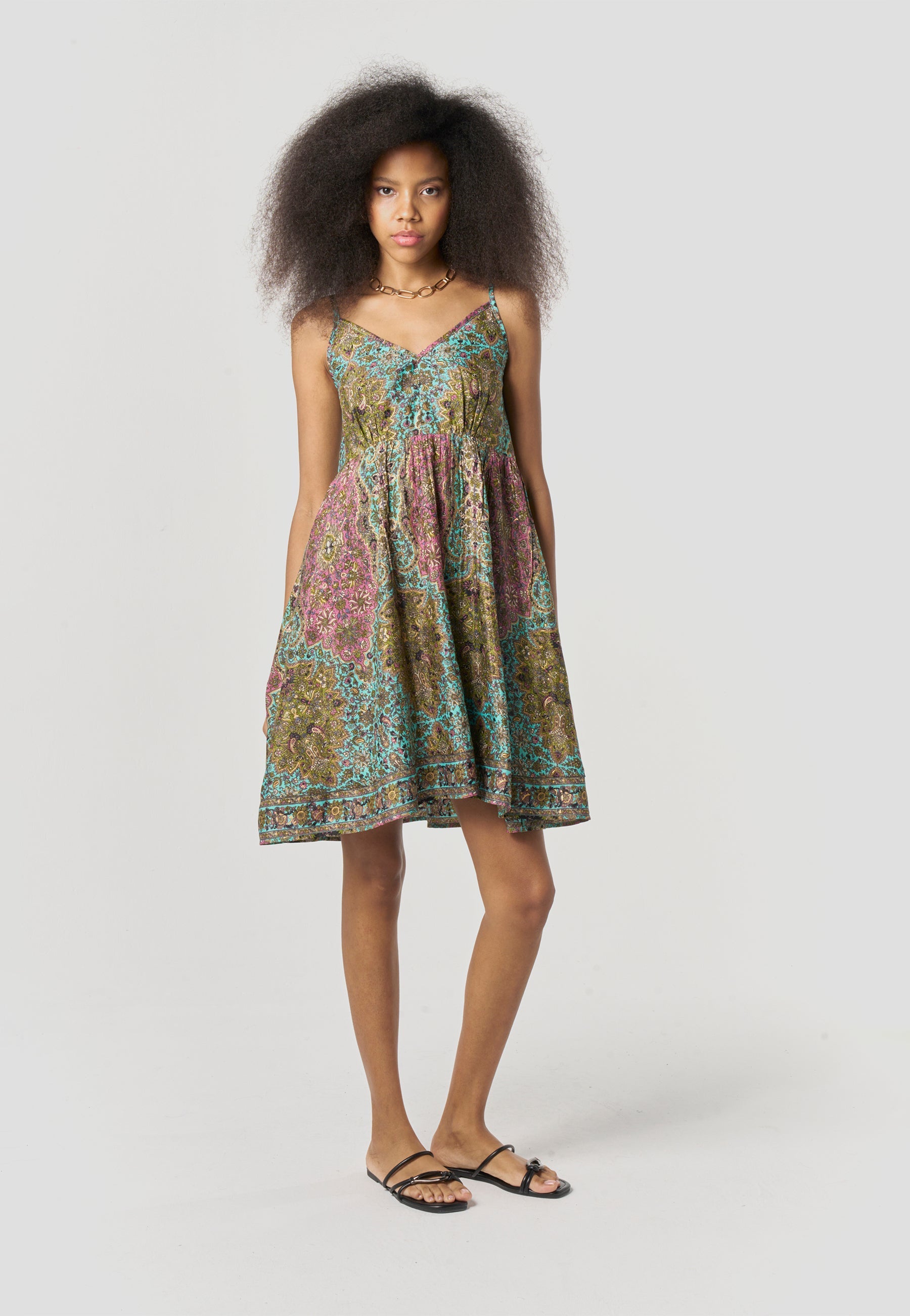 Vestido Mujer Corto Tirantes Estampado Paisley – Koroshi 2612VS76