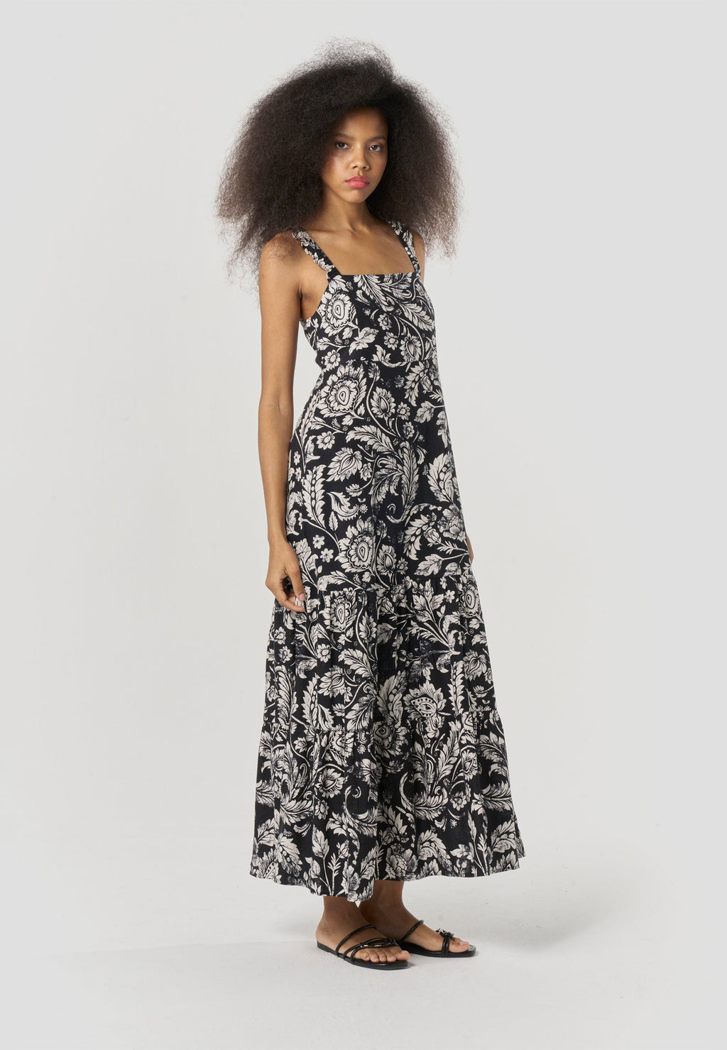 Vestido Mujer Largo Tirantes Estampado Floral – Koroshi Negro