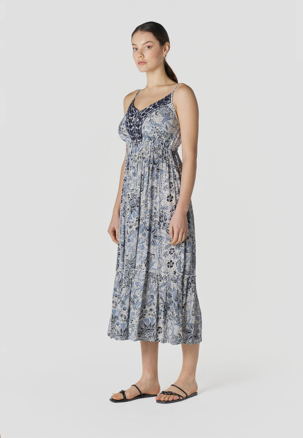 Vestido Mujer Largo Tirantes Estampado Floral – Koroshi 2612VS85