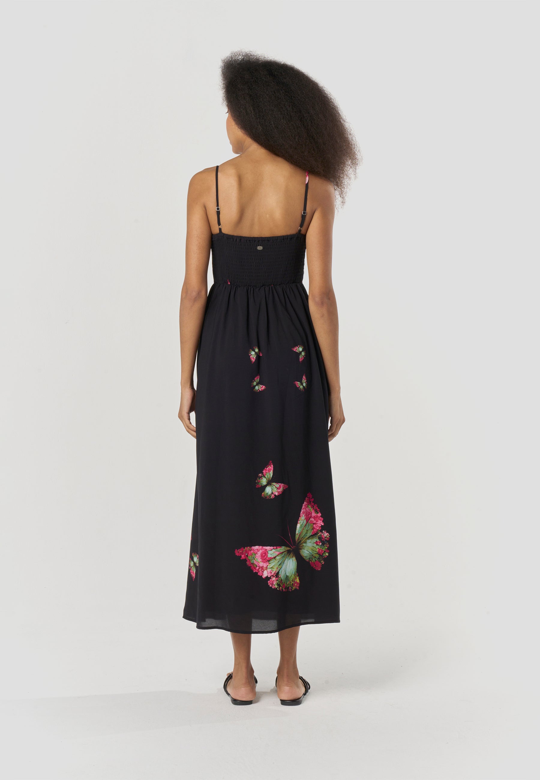 Vestido Mujer Largo Fluido Tirantes Estampado Mariposas – Koroshi Negro