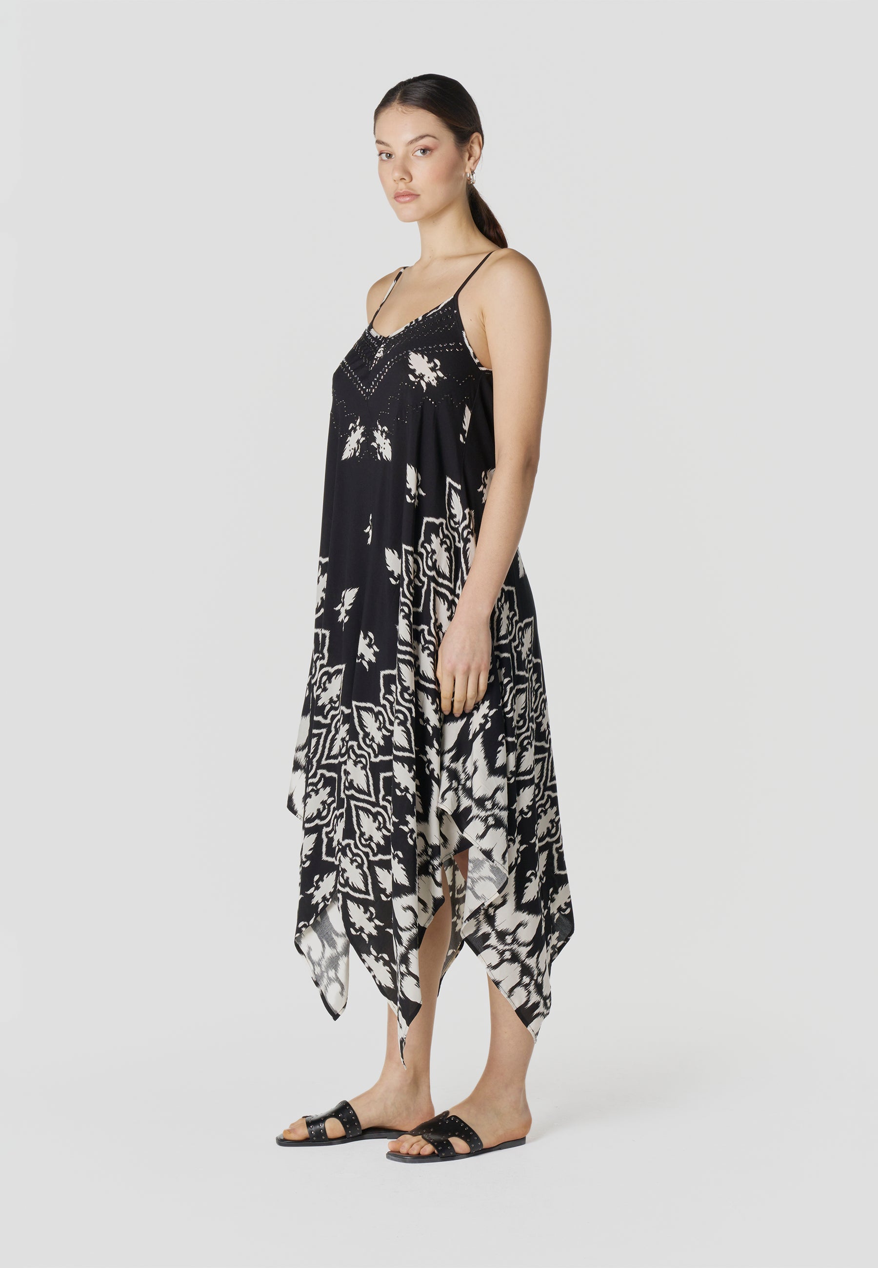 Vestido Mujer Largo Tirantes Estampado Asimétrico – Koroshi 2612VS89