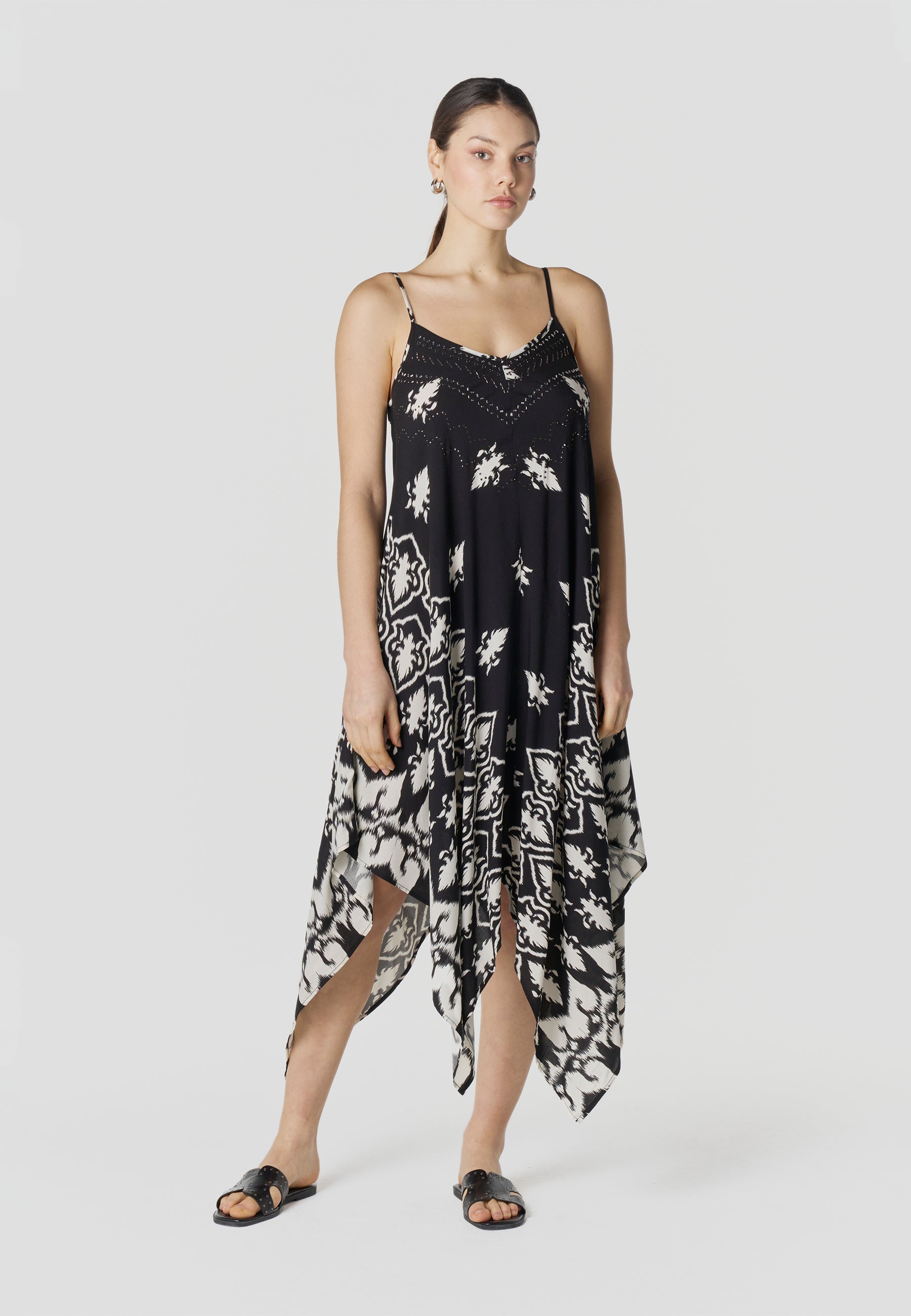 Vestido Mujer Largo Tirantes Estampado Asimétrico – Koroshi 2612VS89