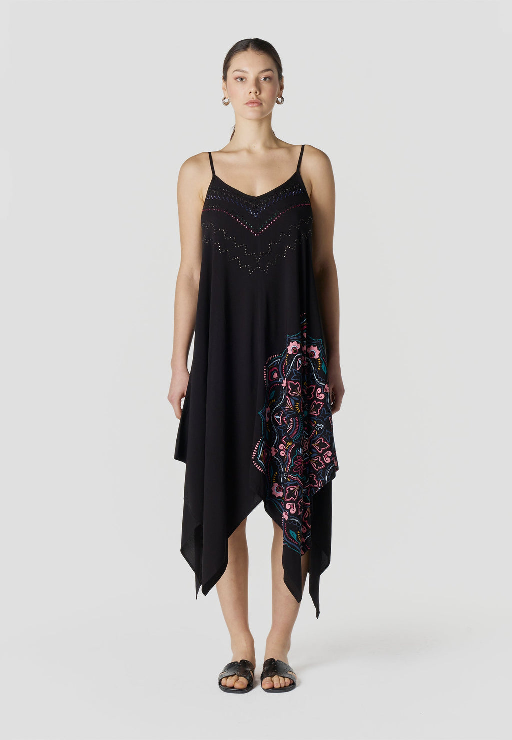 Vestido Mujer Largo Tirantes Estampado Mandala Asimétrico – Koroshi 2612VS91