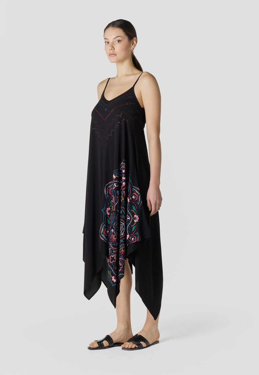 Vestido Mujer Largo Tirantes Estampado Mandala Asimétrico – Koroshi 2612VS91
