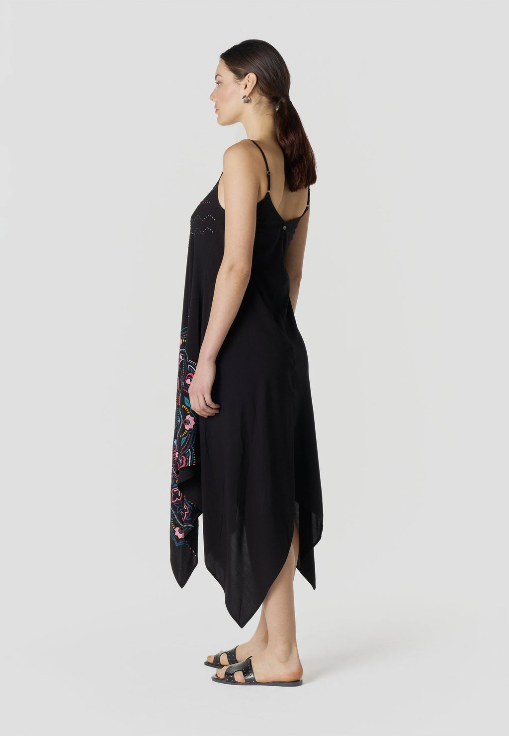 Vestido Mujer Largo Tirantes Estampado Mandala Asimétrico – Koroshi 2612VS91