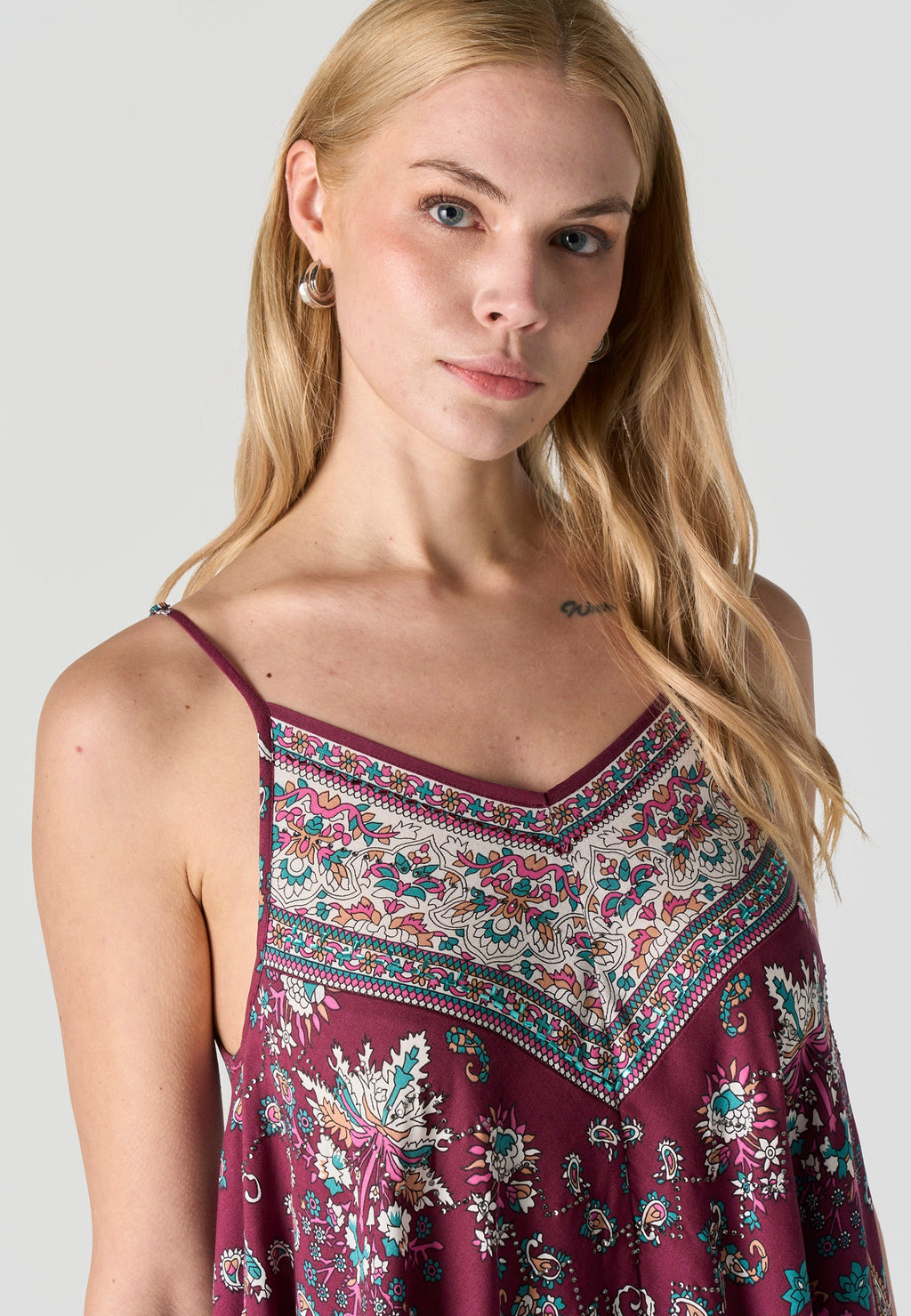 Vestido Mujer Largo Tirantes Estampado Pañuelo Asimétrico – Koroshi Granate