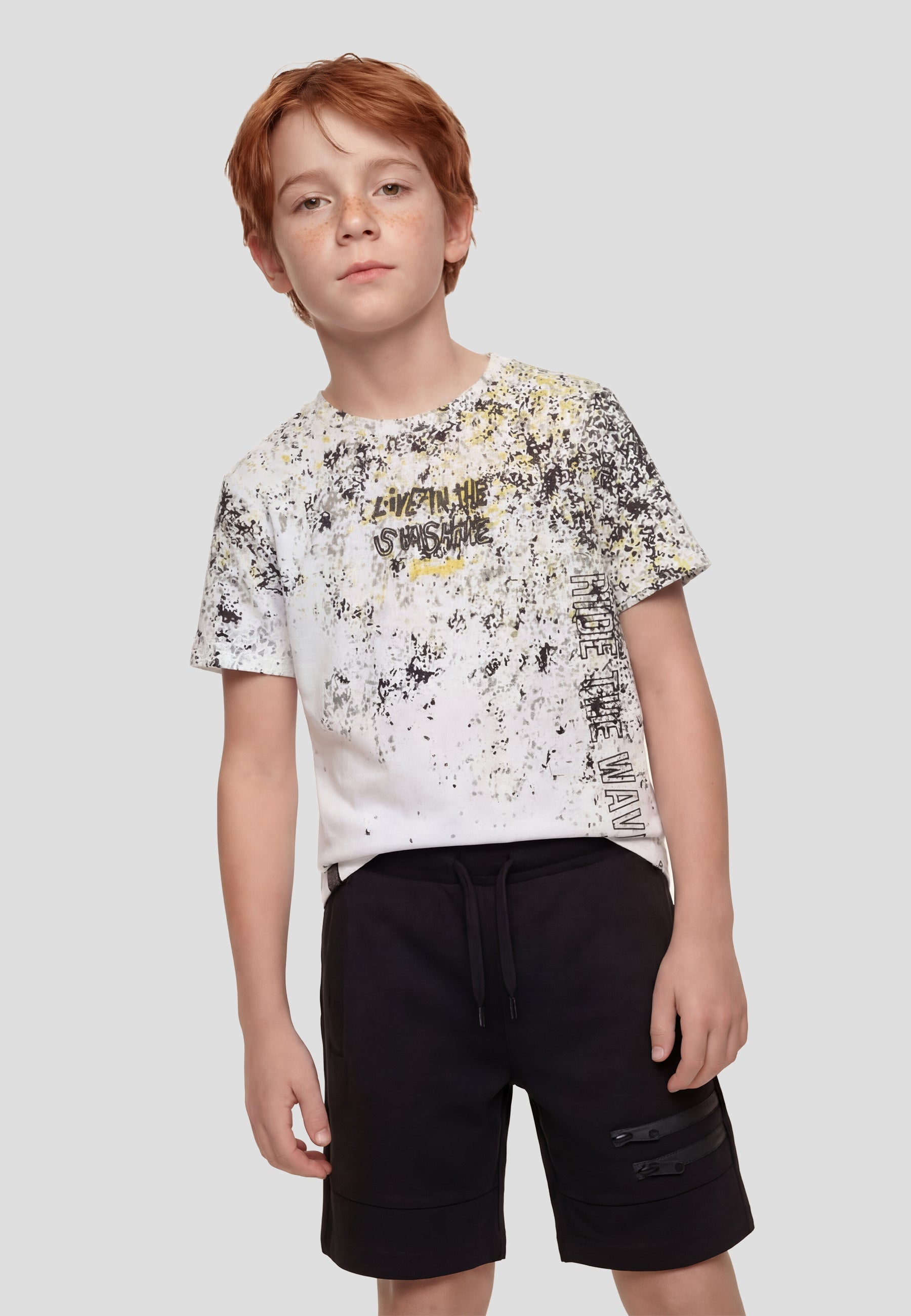 Camiseta Niño Manga Corta Estampada Surf – Koroshi Blanco