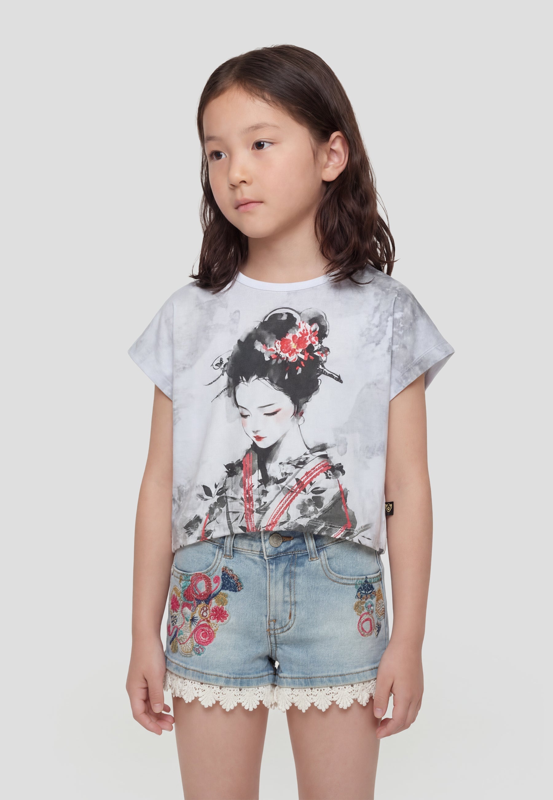 Camiseta manga corta estampado blanca niña | Koroshi