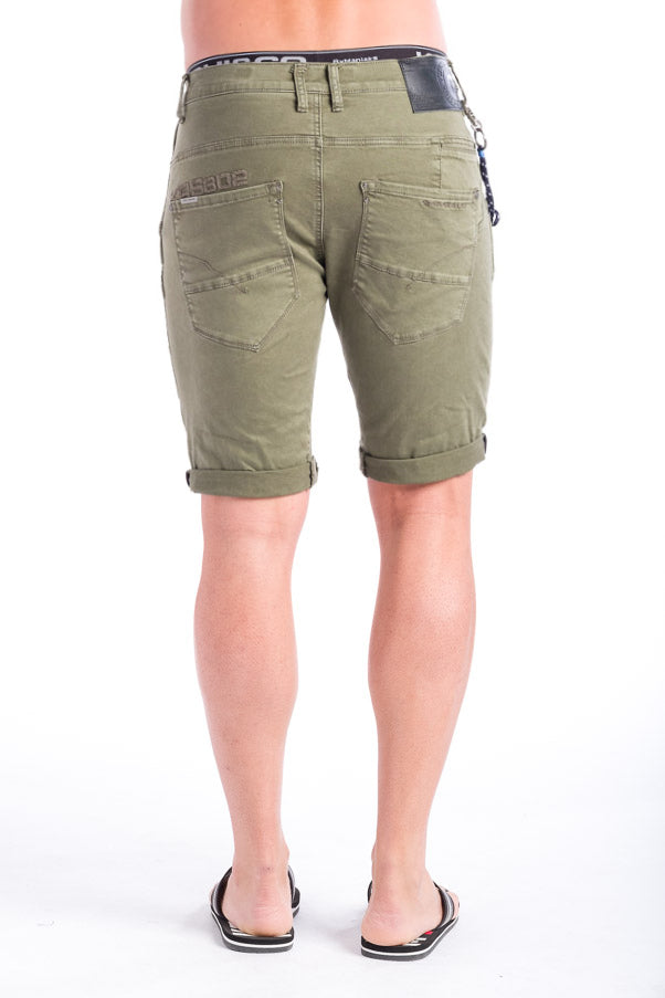 Bermuda Denim de Color con Cinco Bolsillos y Detalle Llavero Hombre – Koroshi 28323
