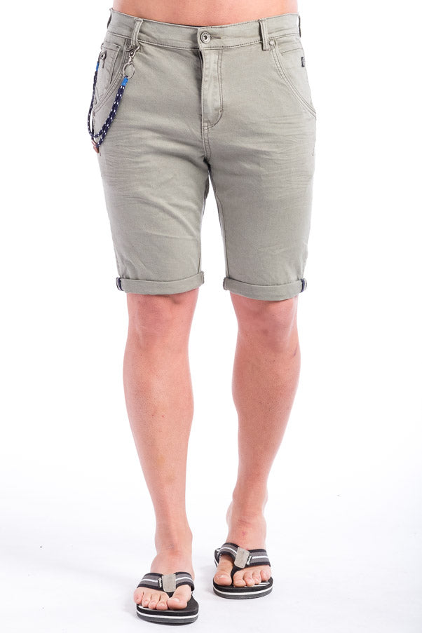 Bermuda Denim de Color con Cinco Bolsillos y Detalle Llavero Hombre – Koroshi 28323