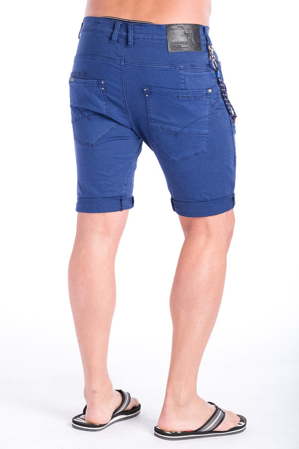 Bermuda Denim de Color con Cinco Bolsillos y Detalle Llavero Hombre – Koroshi 28323