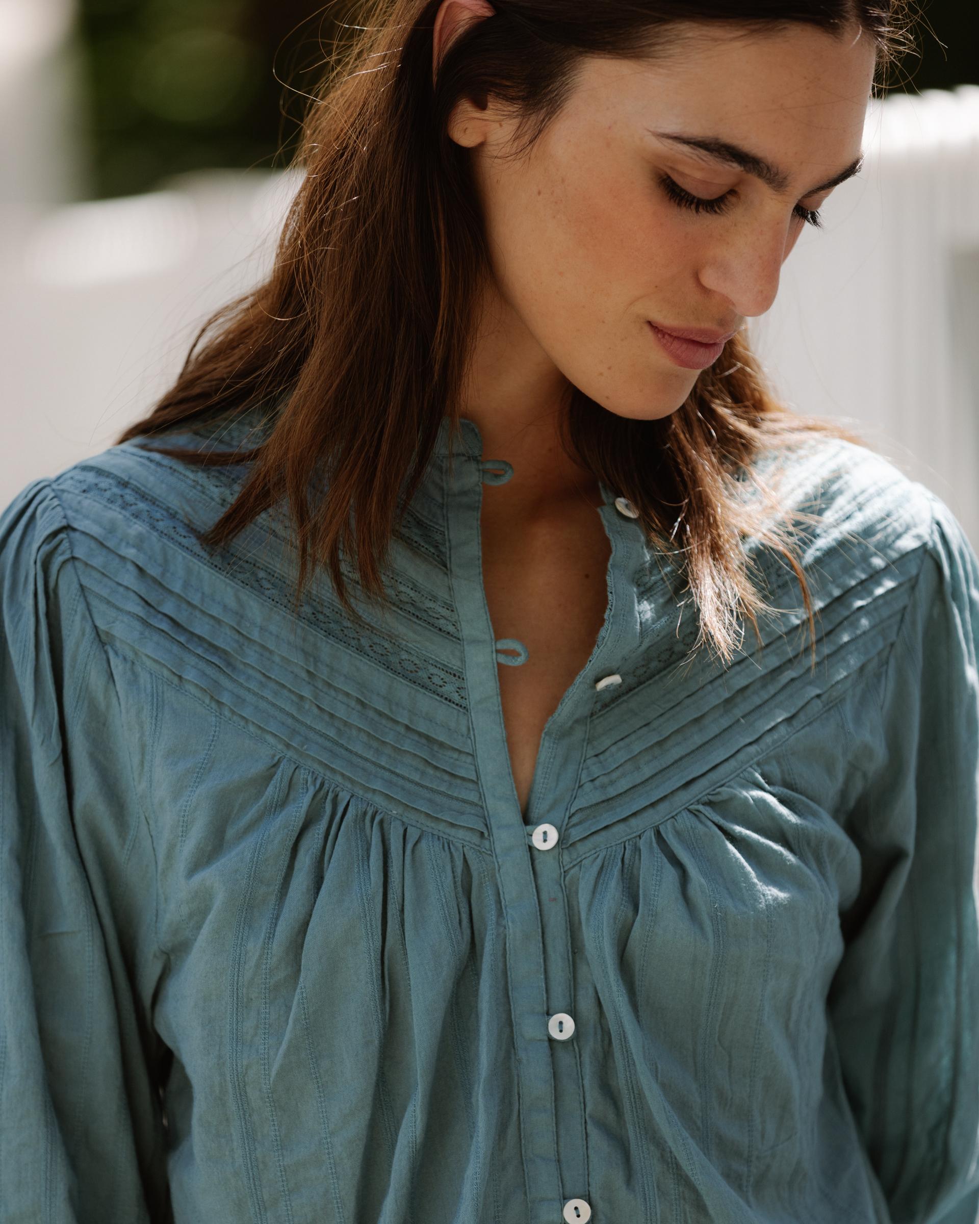 Blusa Tejido Rayas Puntillas Verde Agua