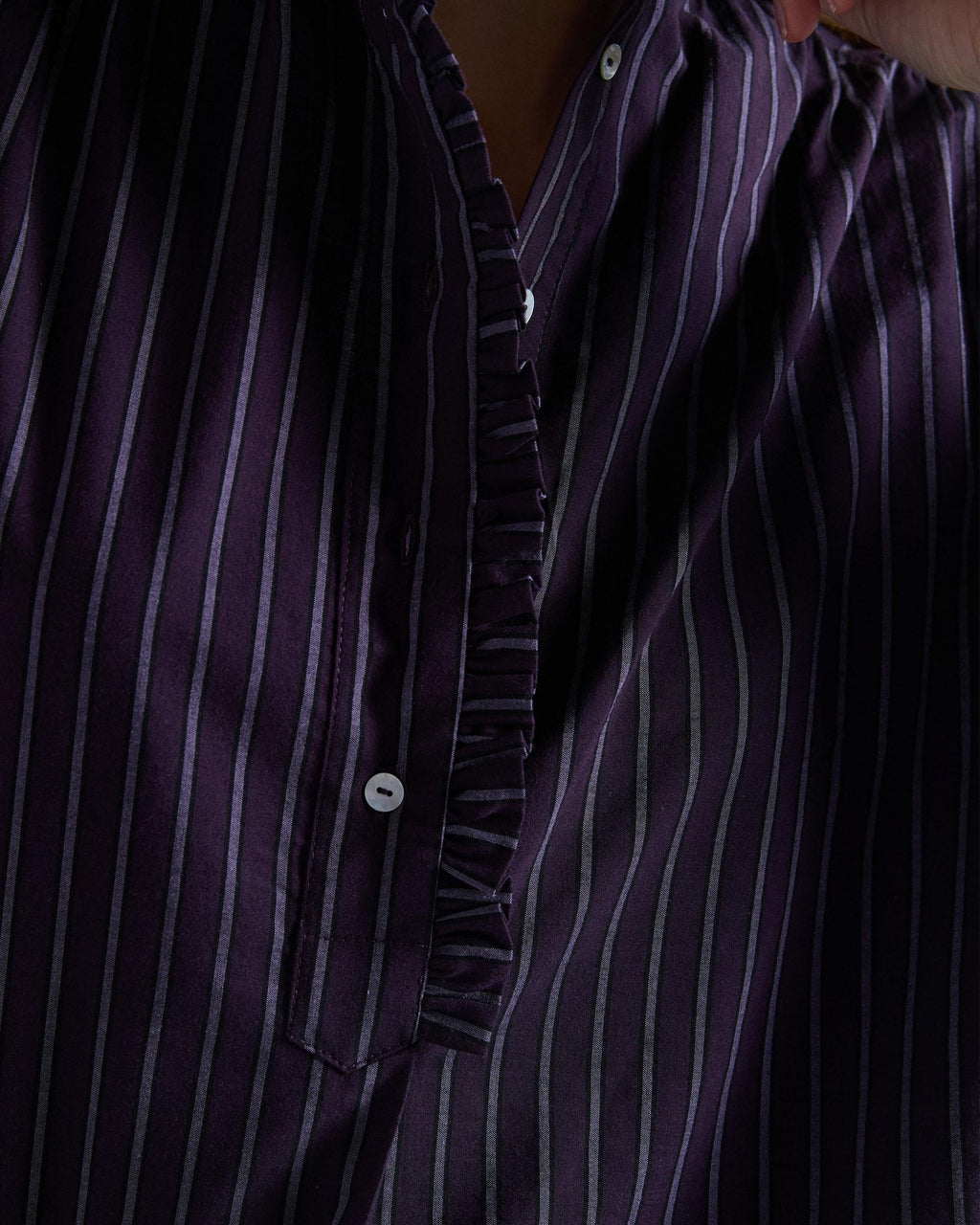 Blusa Rayas Volante Morado