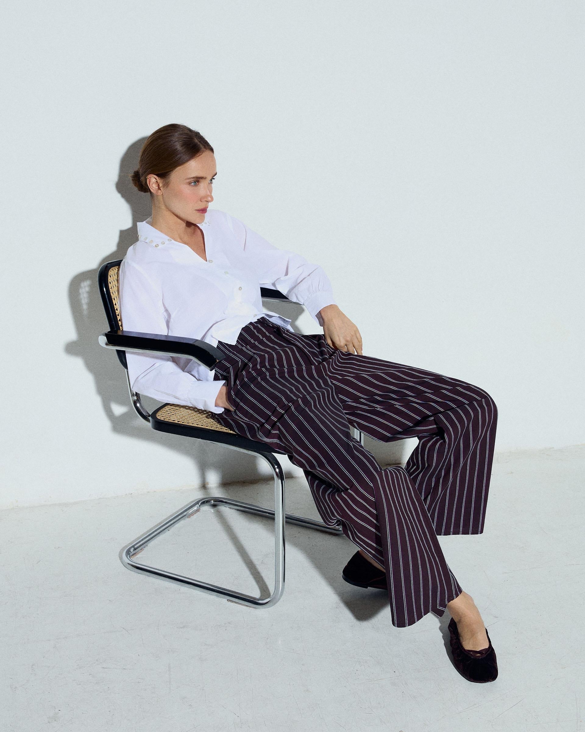 Pantalón Rayas Wide Leg Pinzas Marrón