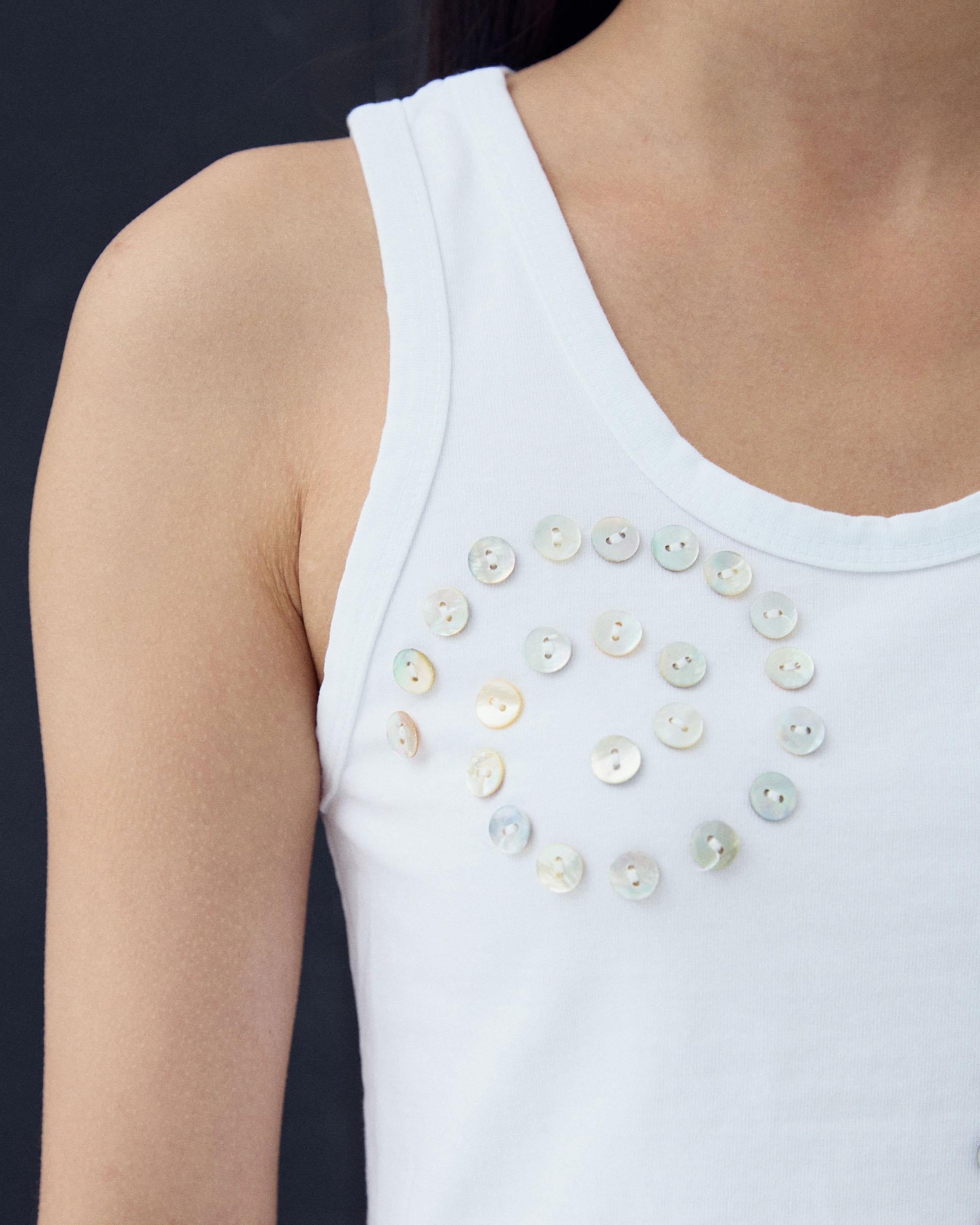 Camiseta Espiral Botones Blanco
