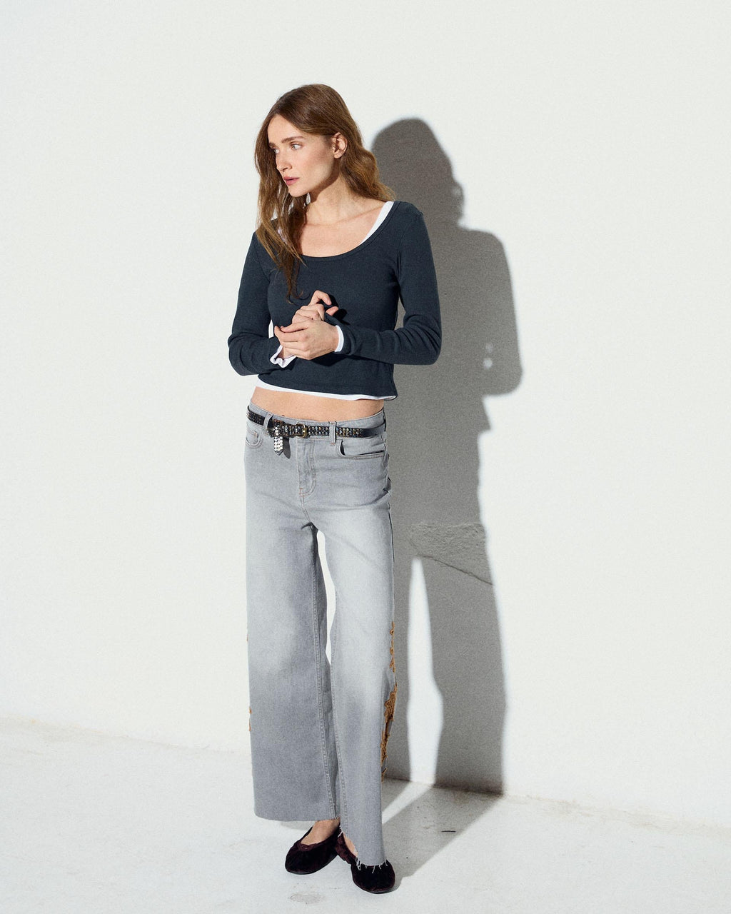 Jeans Detalle Crochet Gris