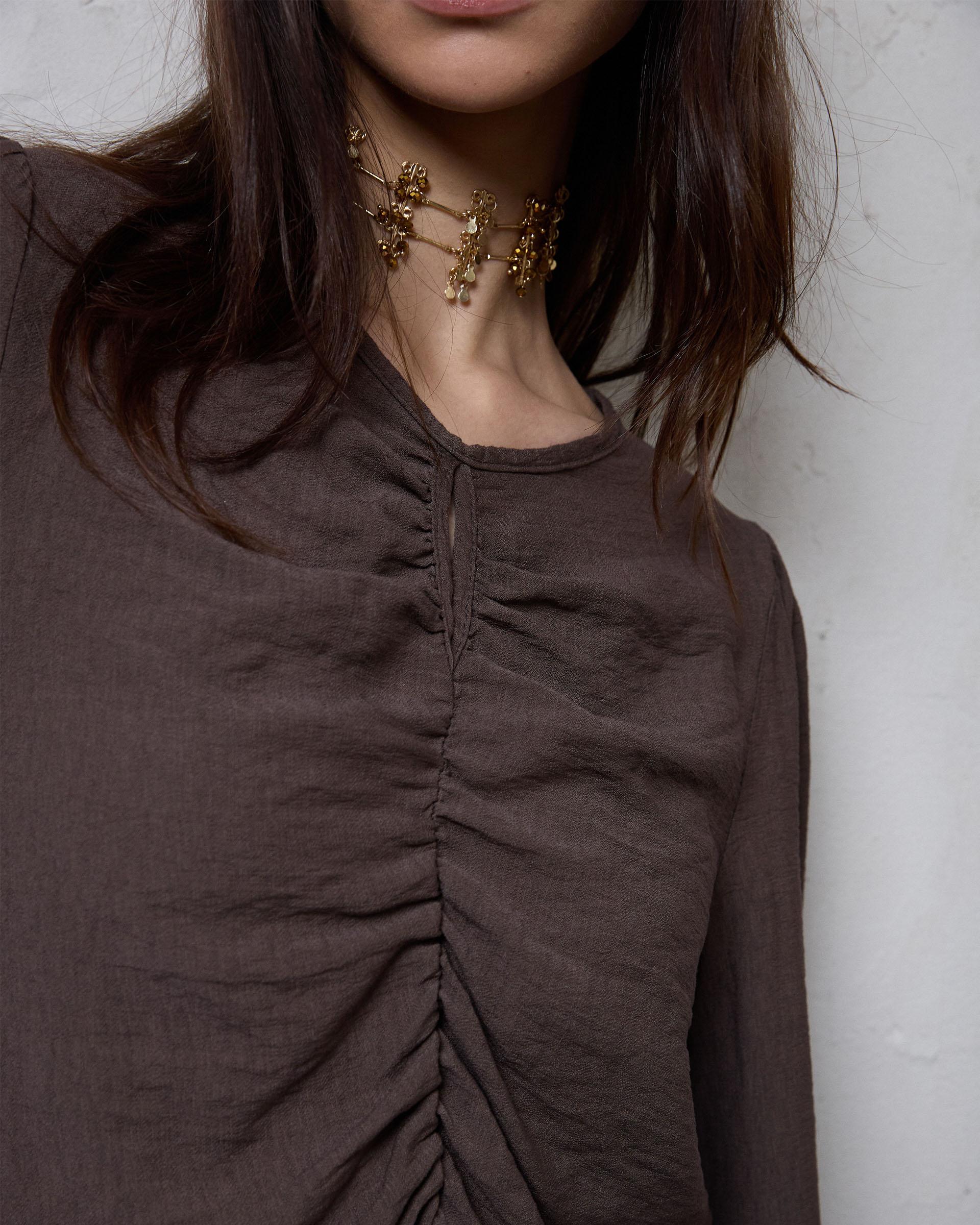 Blusa Fruncido Delantero Marrón