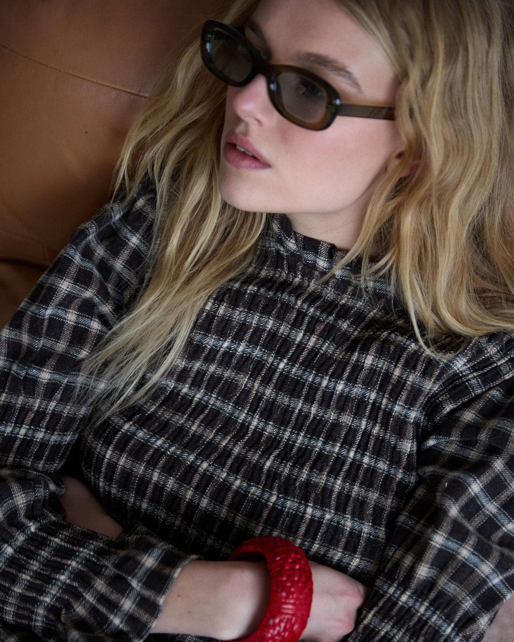 Blusa Nido De Abeja Cuadros Marrón
