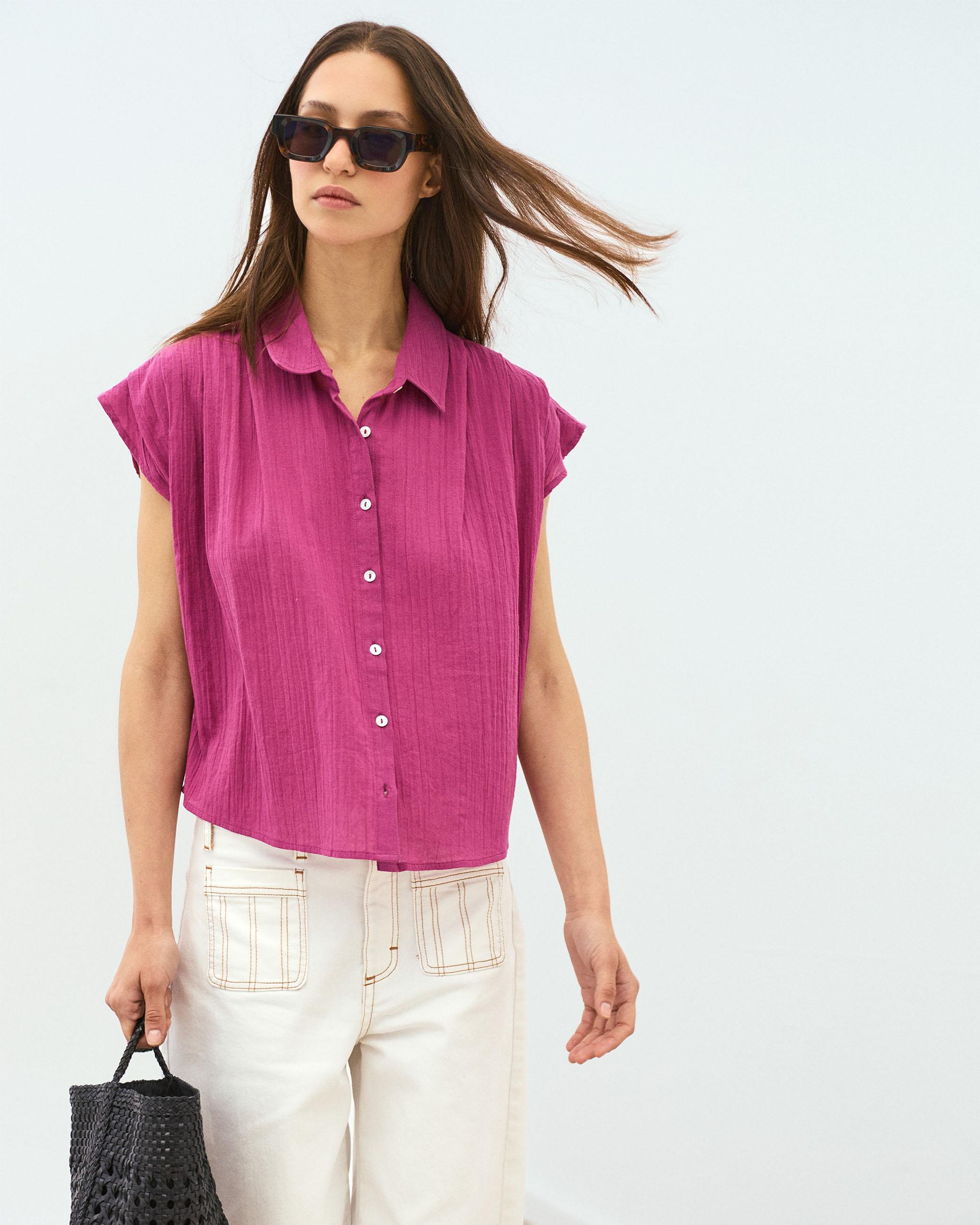 Camisa Sin Mangas Pliegues Fucsia