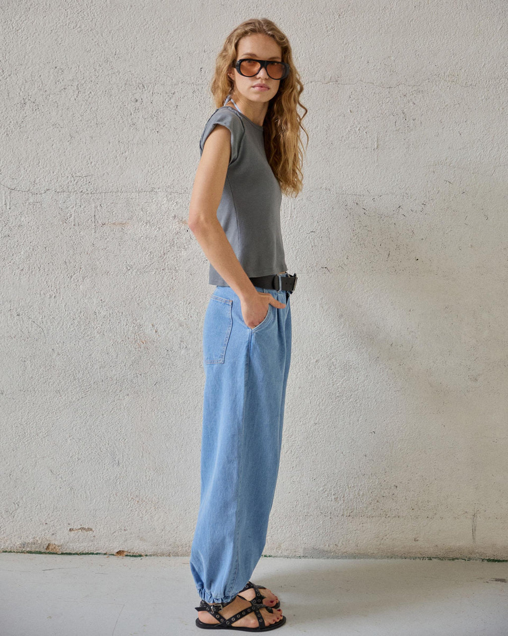Jeans Bombacho Pinzas Azul
