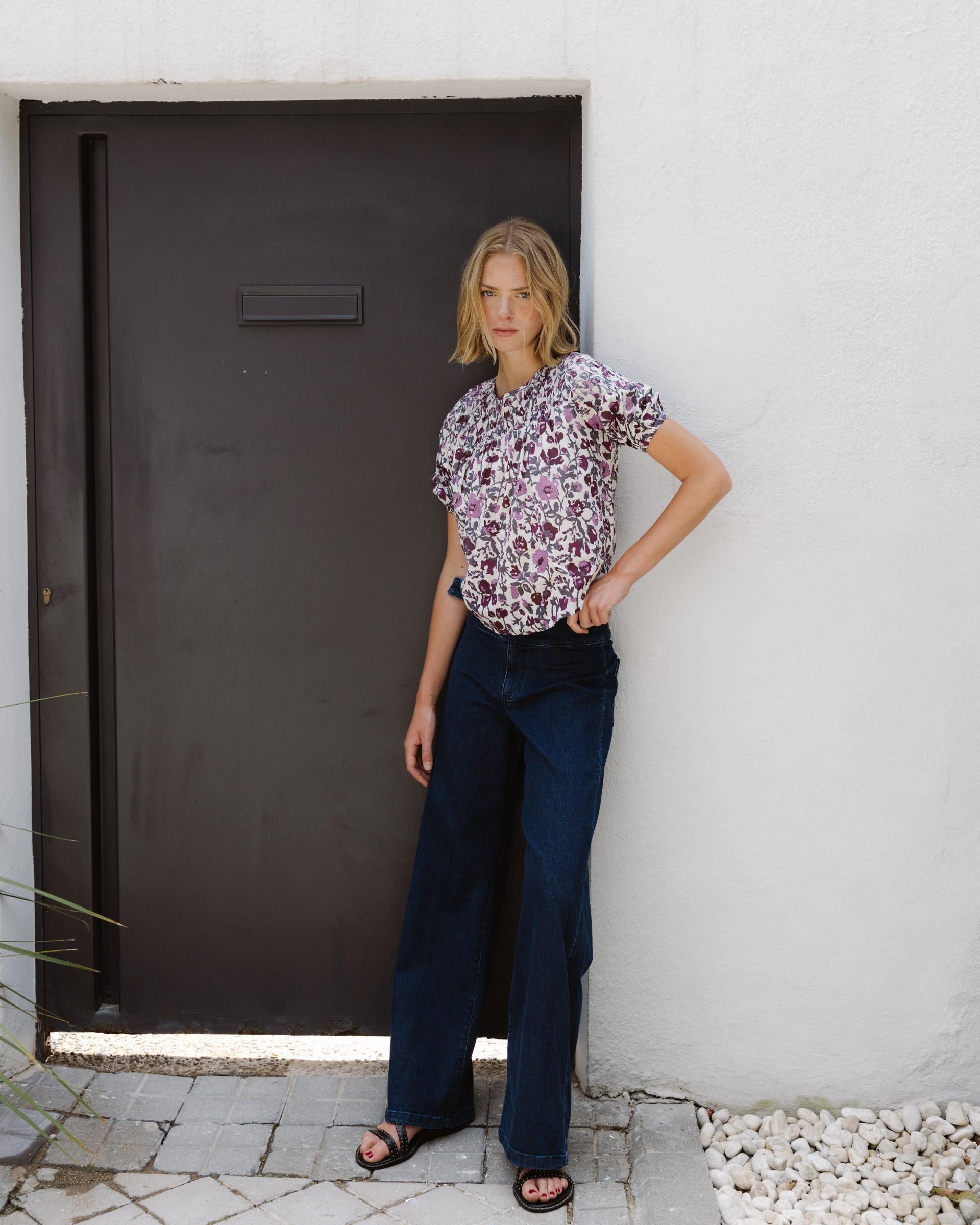 Blusa Detalles Canesú Estampada Morado