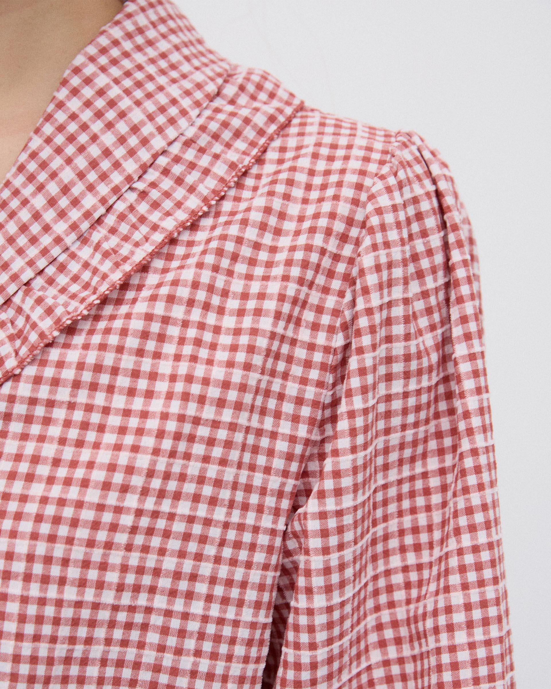 Blusa Volante Cuello Vichy Teja
