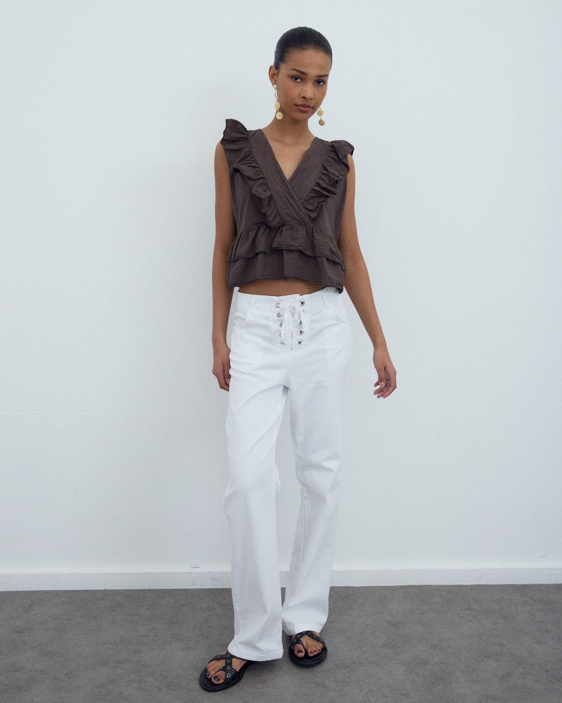 Blusa Cruzada Volantes Marrón