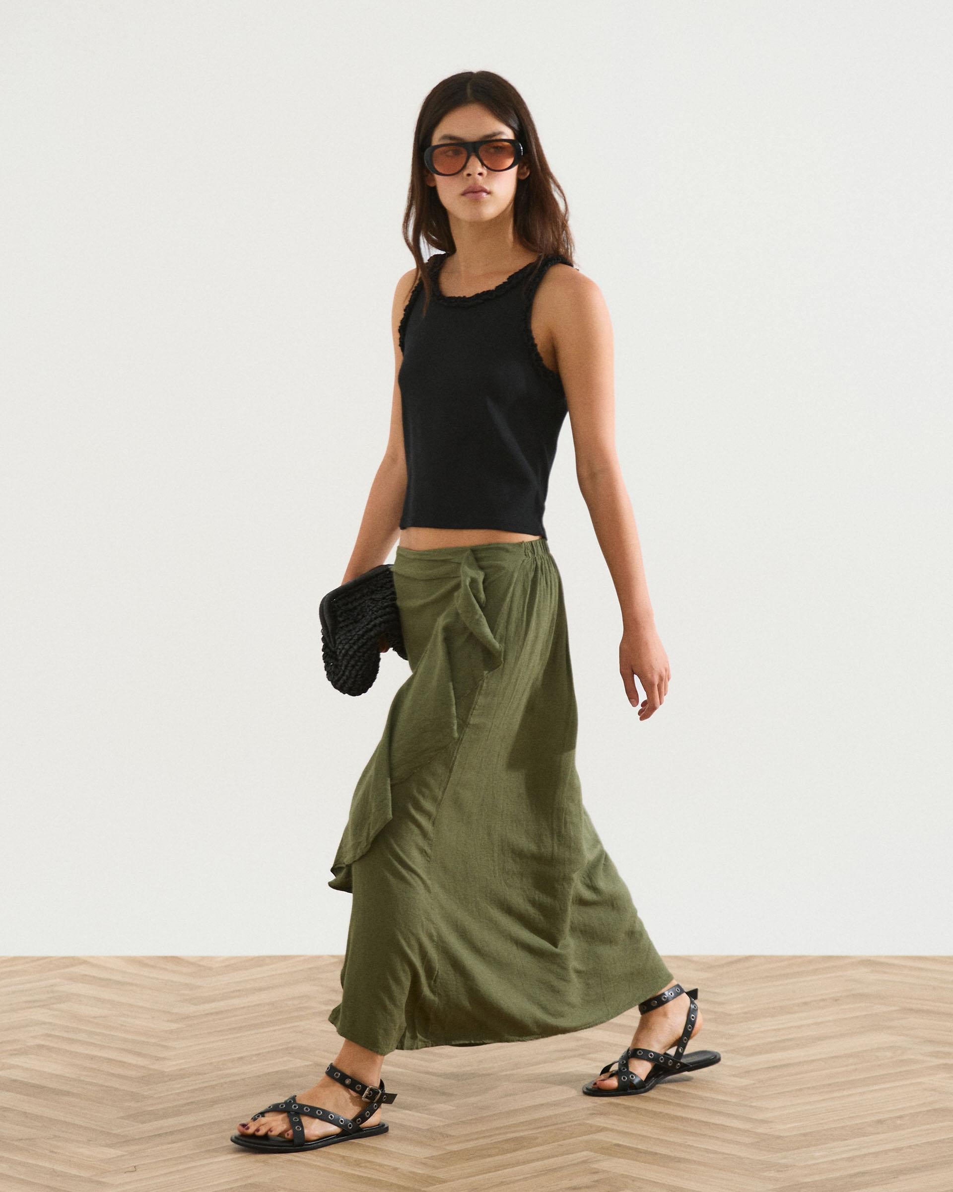 Falda Larga Volante Lateral Con Lino Verde Oscuro