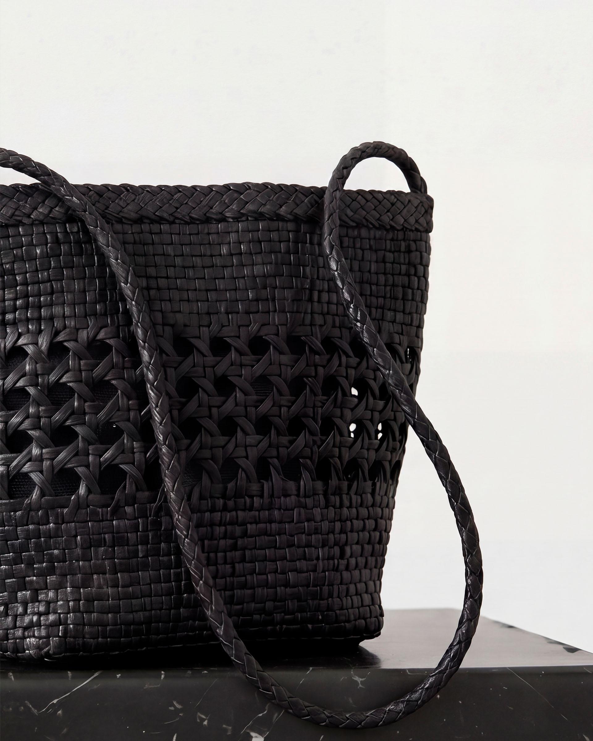 Bolso Bucket Piel Trenzada Negro