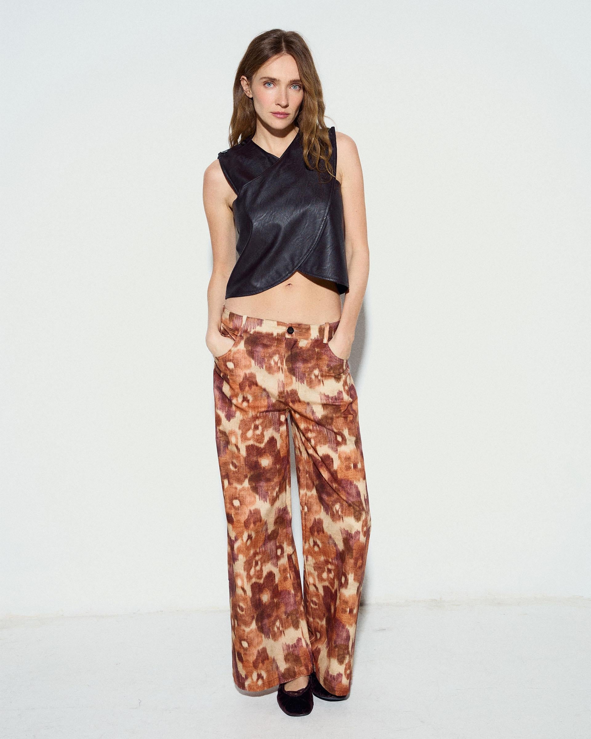 Pantalón Estampado Flores Manchas Naranja