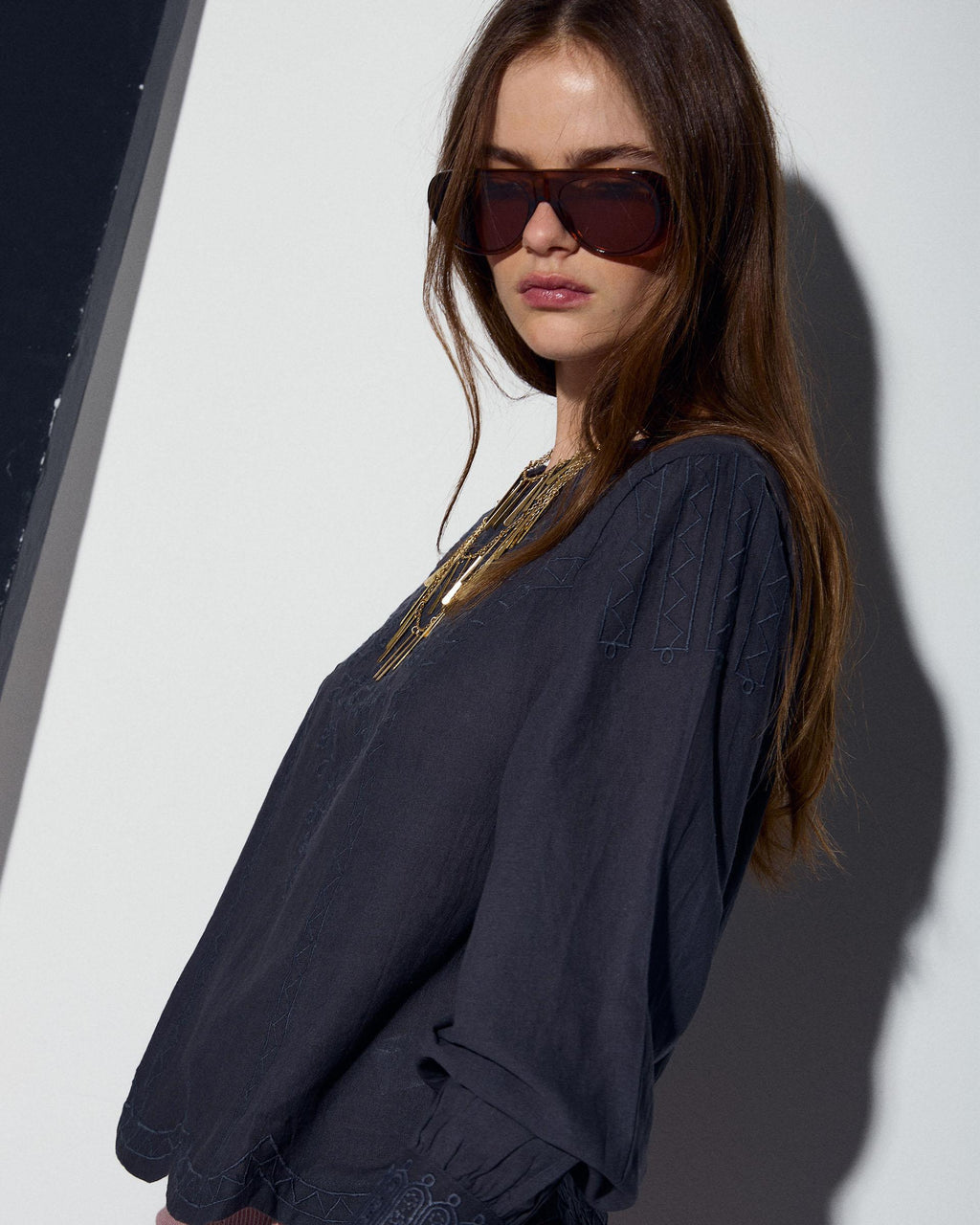Blusa Bordados Étnicos Antracita