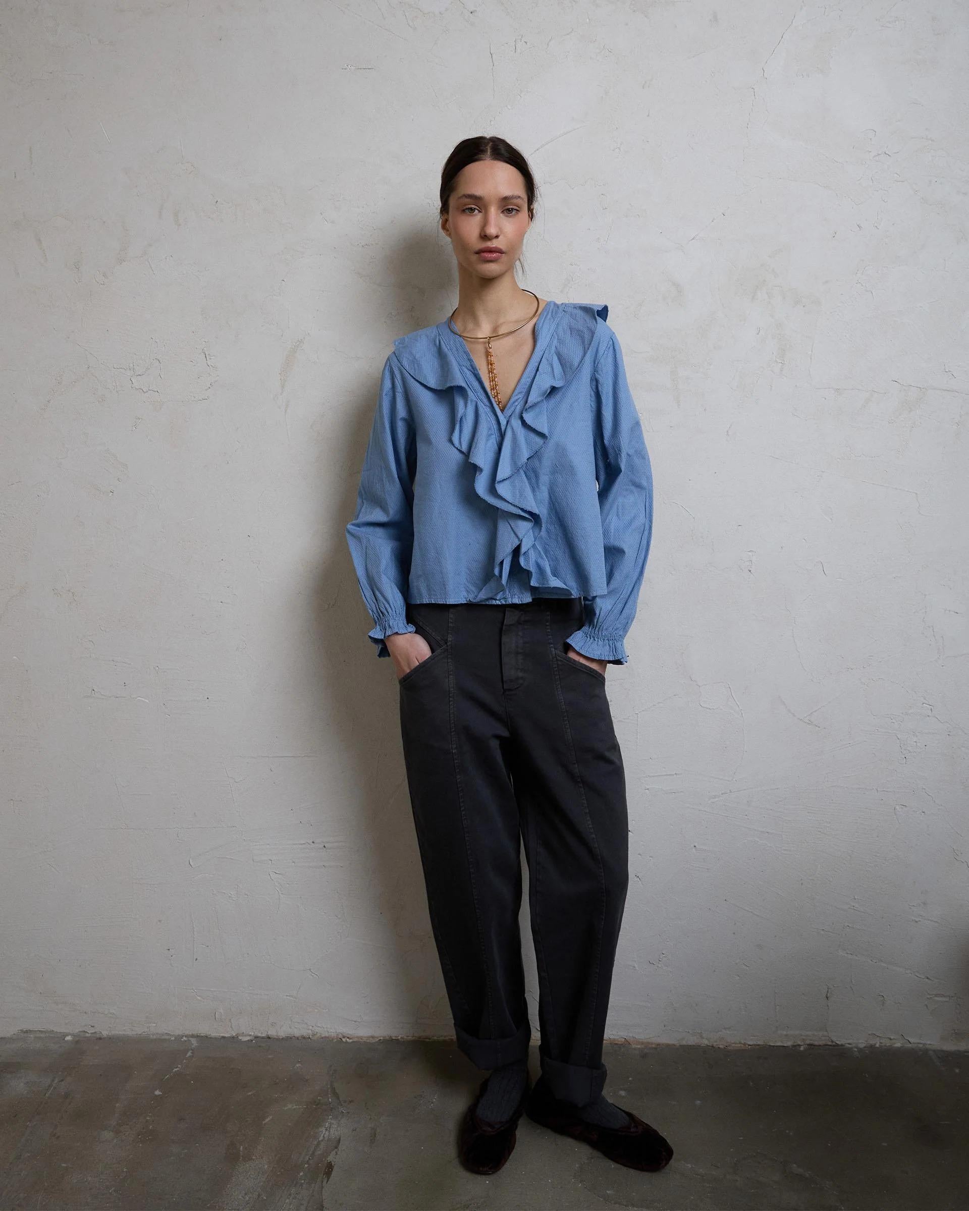 Blusa Cuello V Volantes Azul