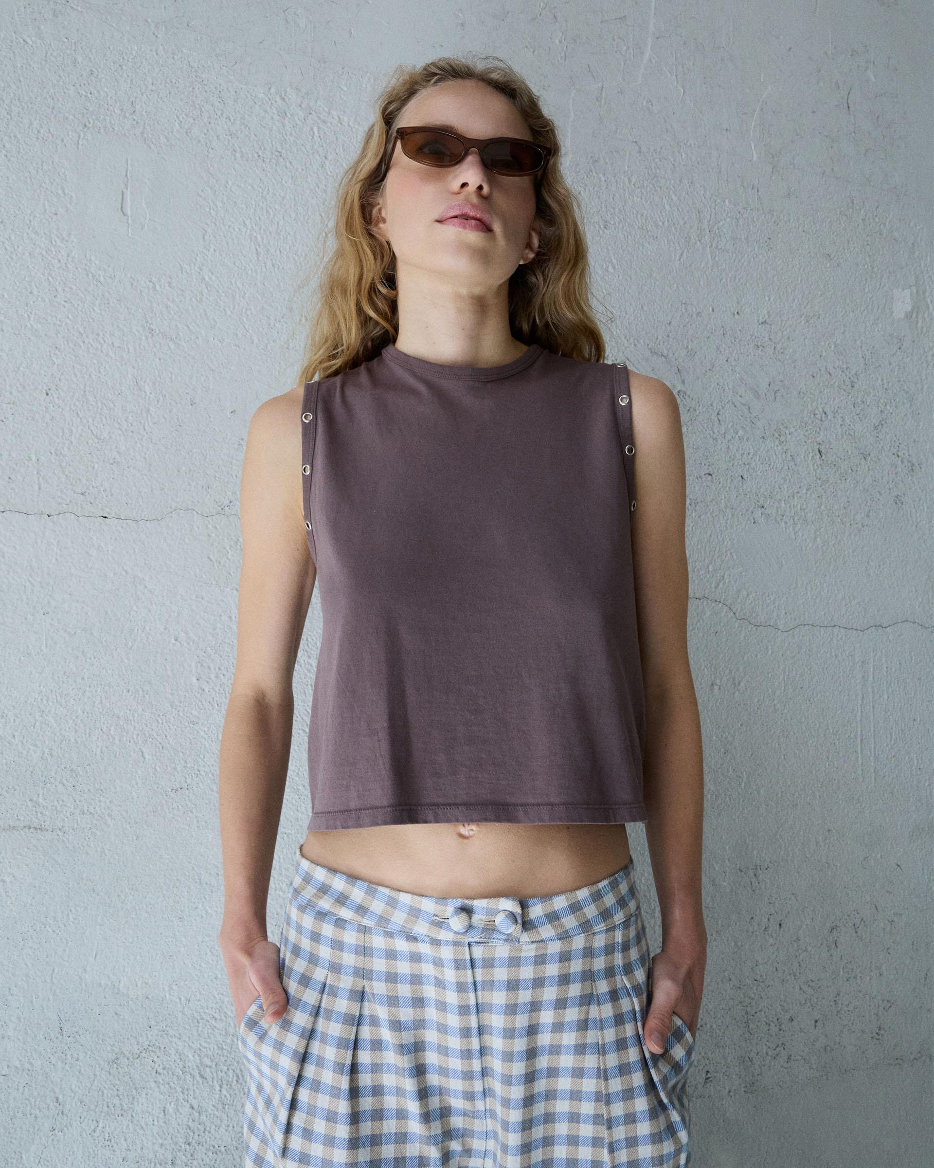 Camiseta Sin Mangas Eyelets Marrón