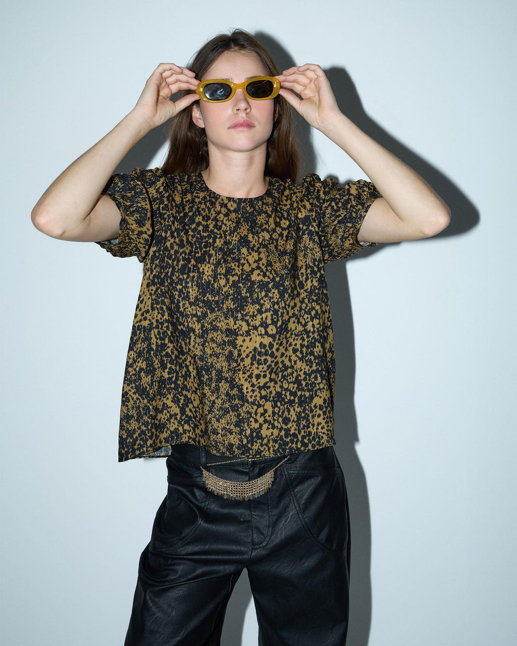 Blusa Estampado Manchas Mostaza