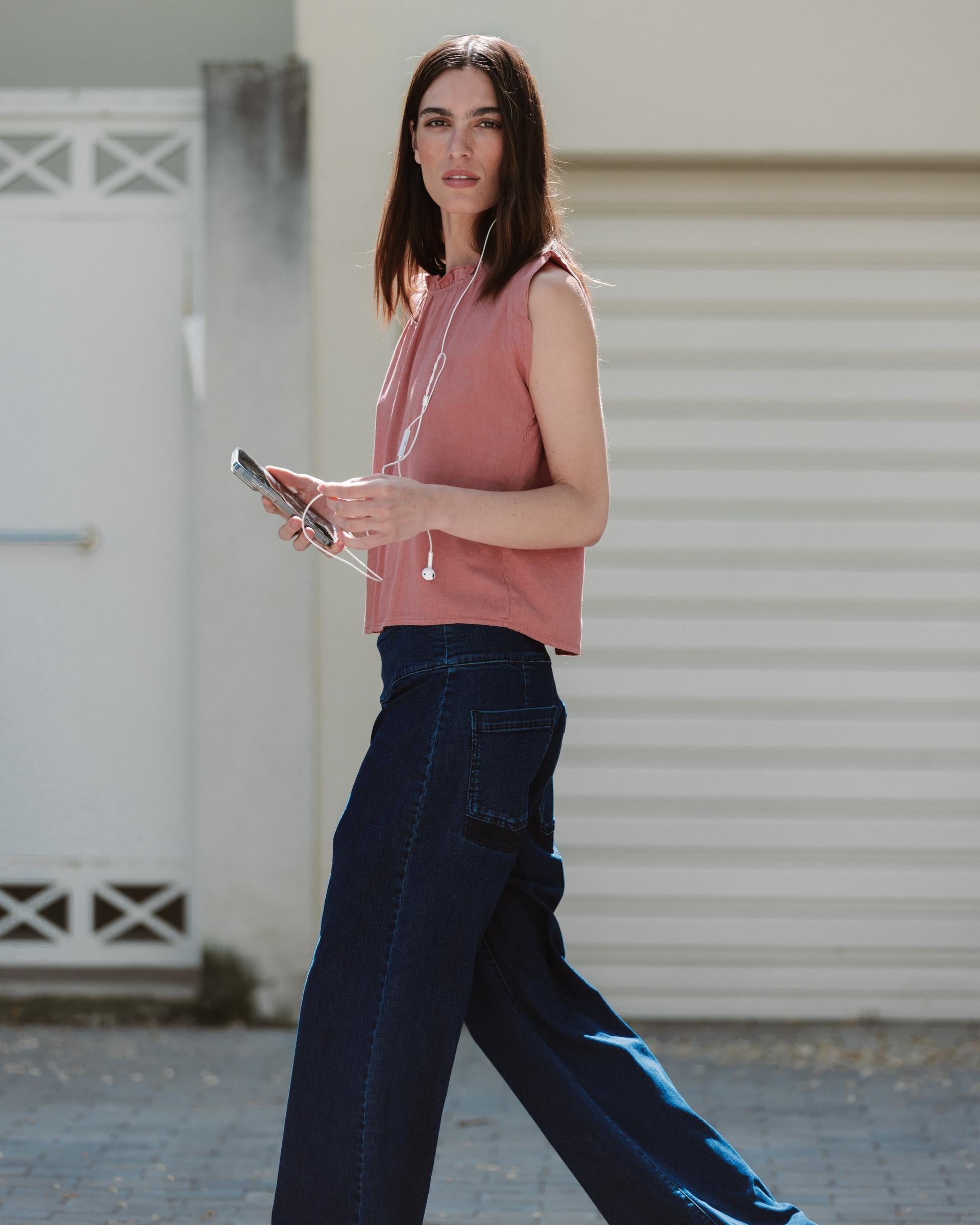 Top Lino Volante Cuello Coral